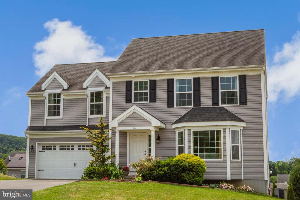 Photo of 29 October Glory Trail, EPHRATA, PA 17522 (MLS # PALA2093348)