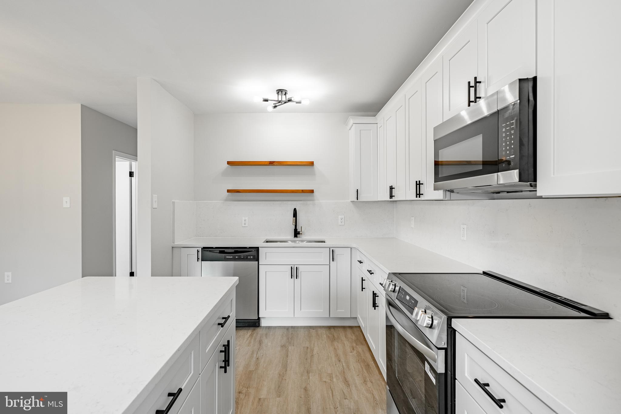 61 PENNSYLVANIA AVENUE