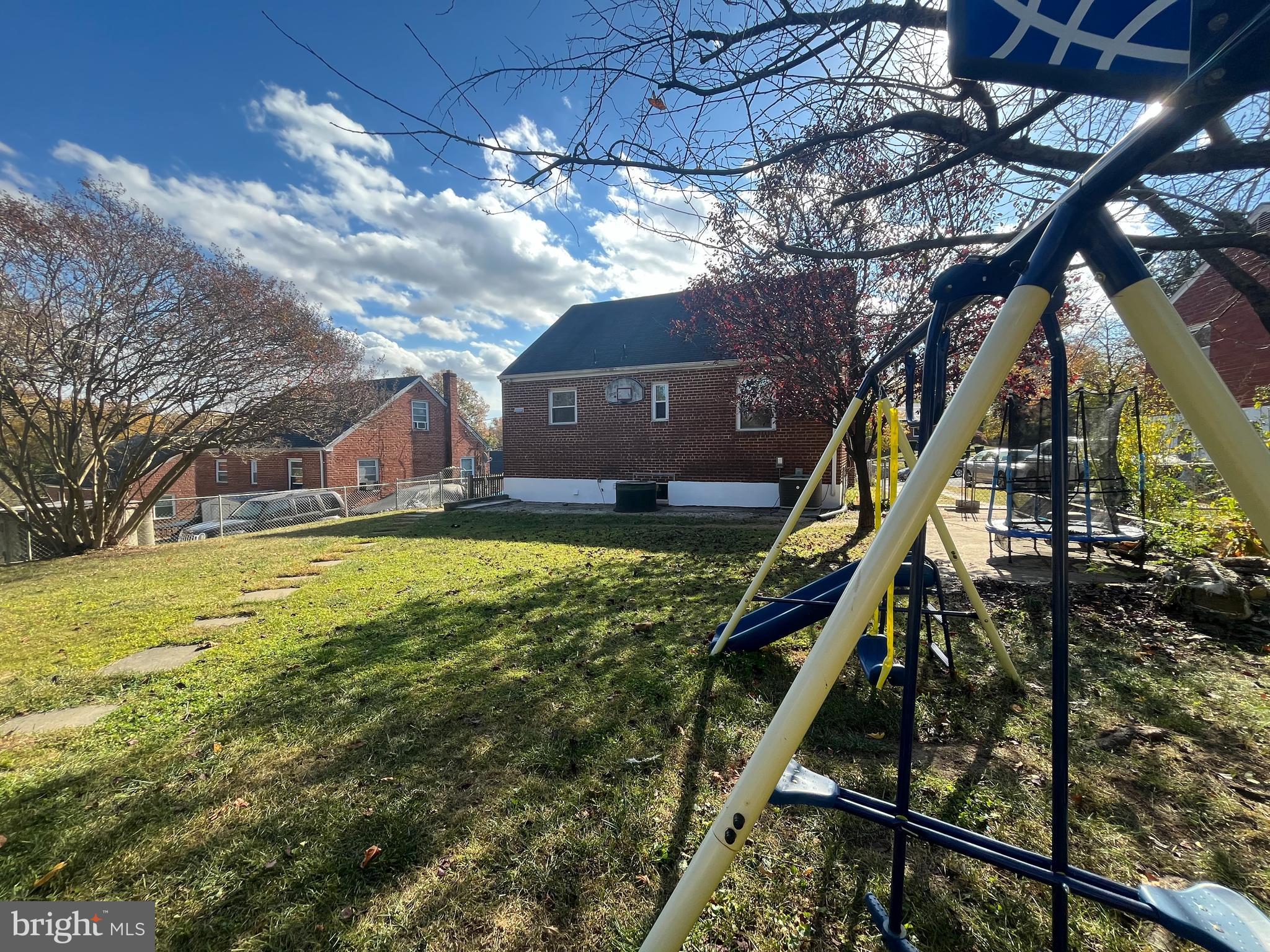 ADDISON HEIGHTS - Residential