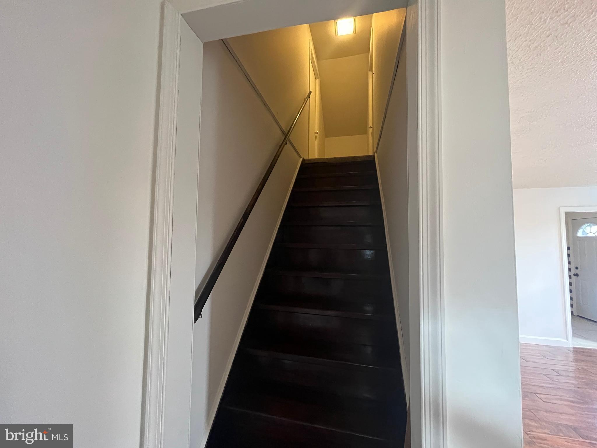 ADDISON HEIGHTS - Residential