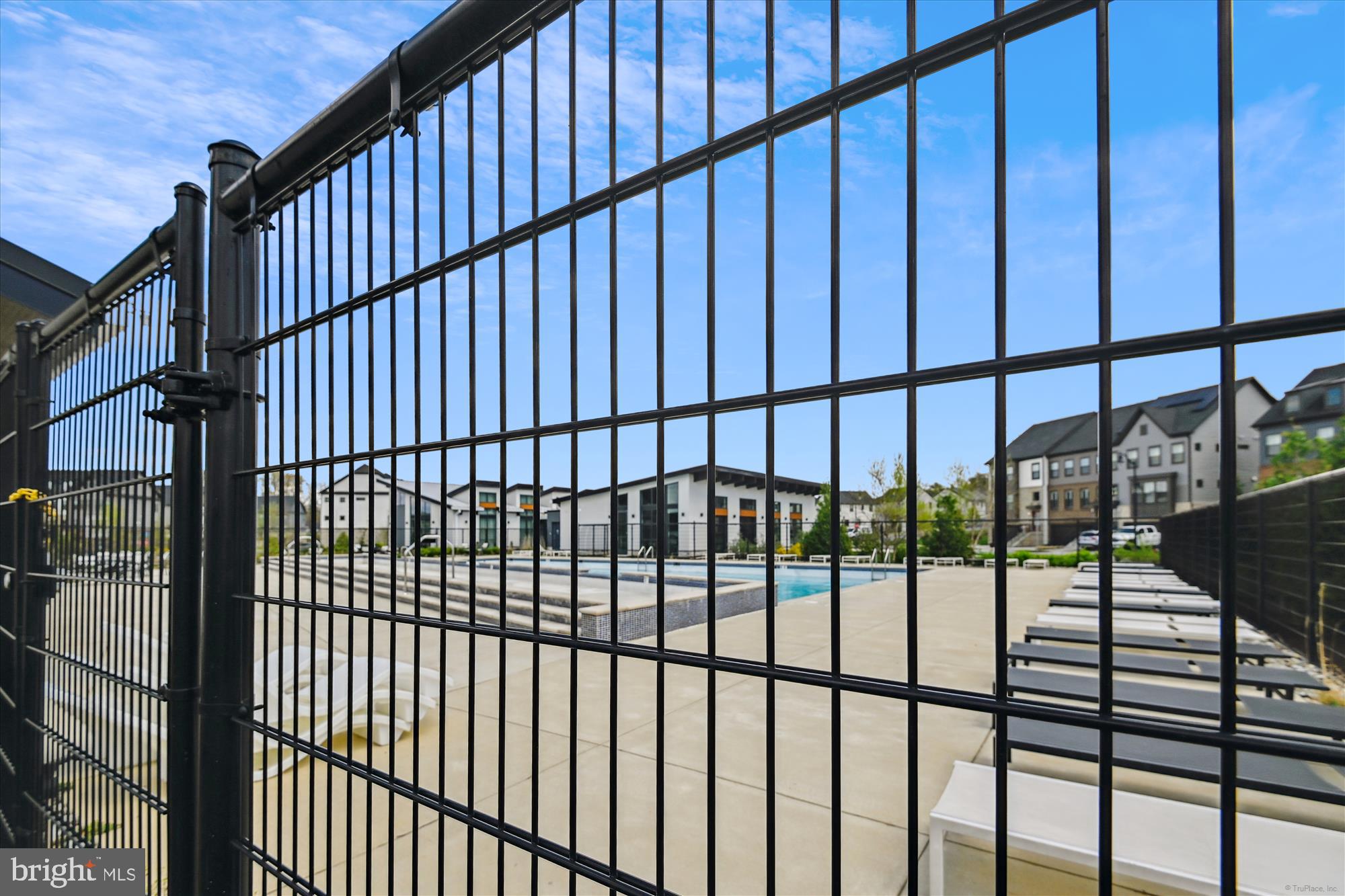 TANYARD SHORES - Residential