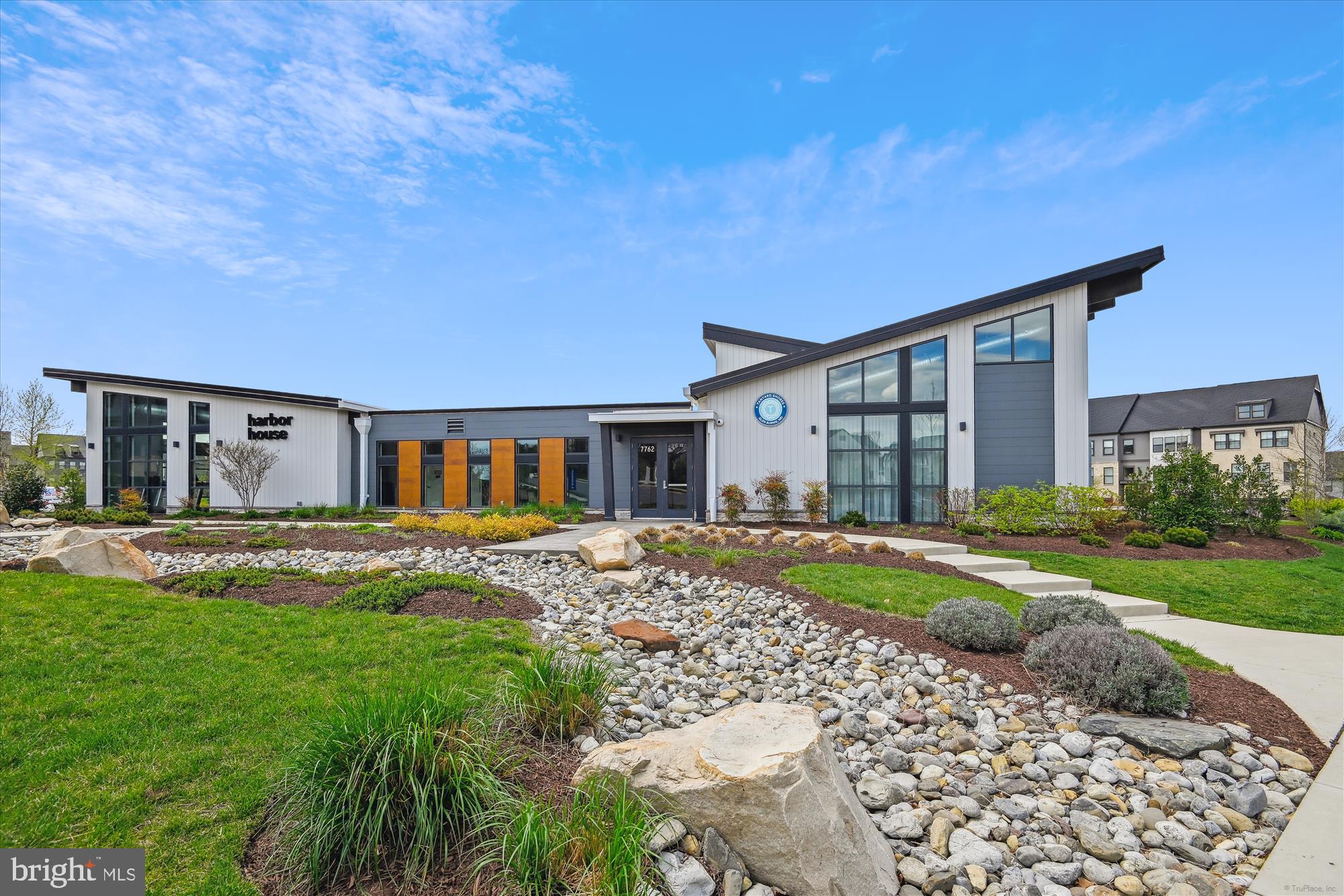 TANYARD SHORES - Residential