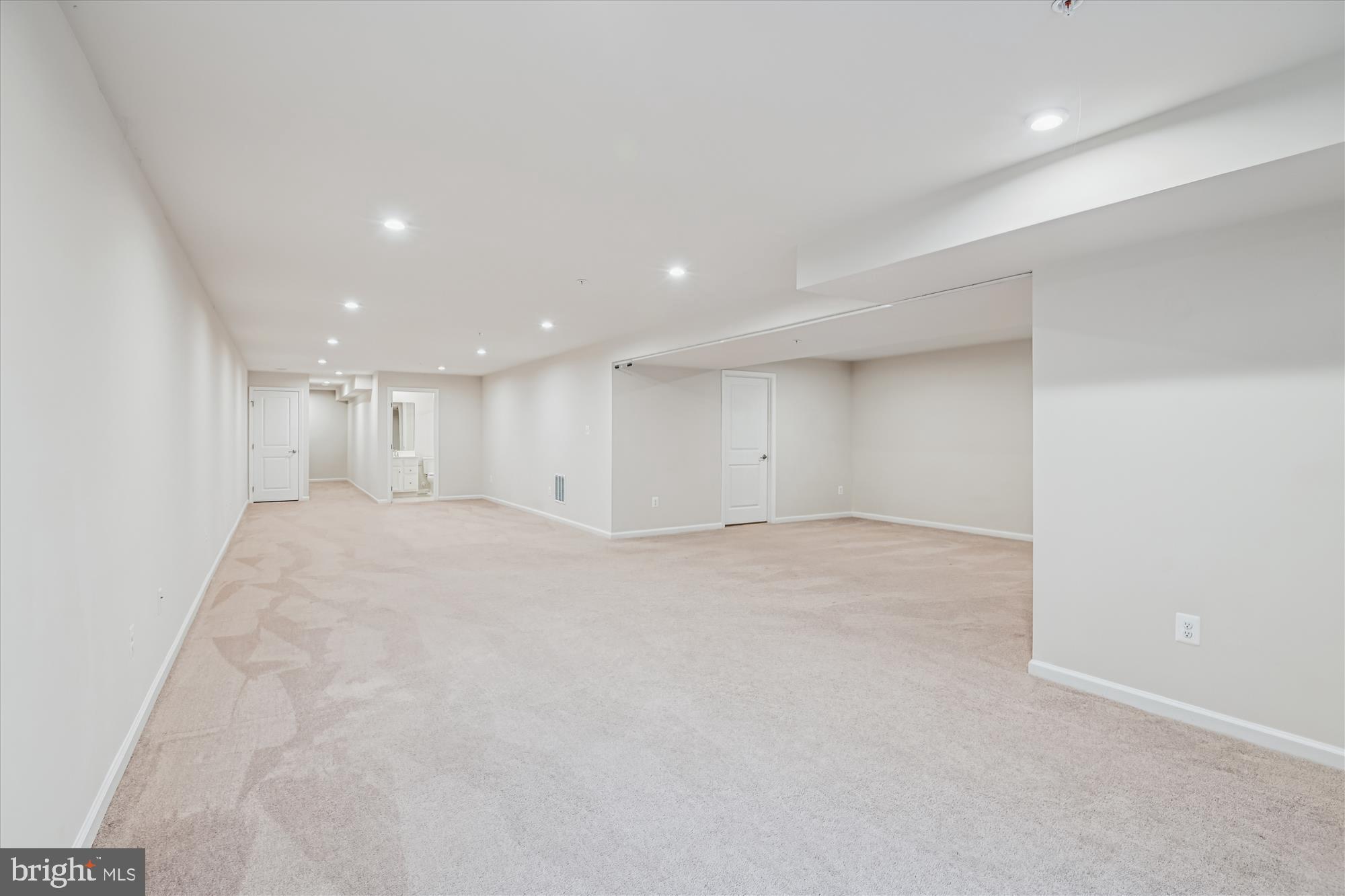 TANYARD SHORES - Residential