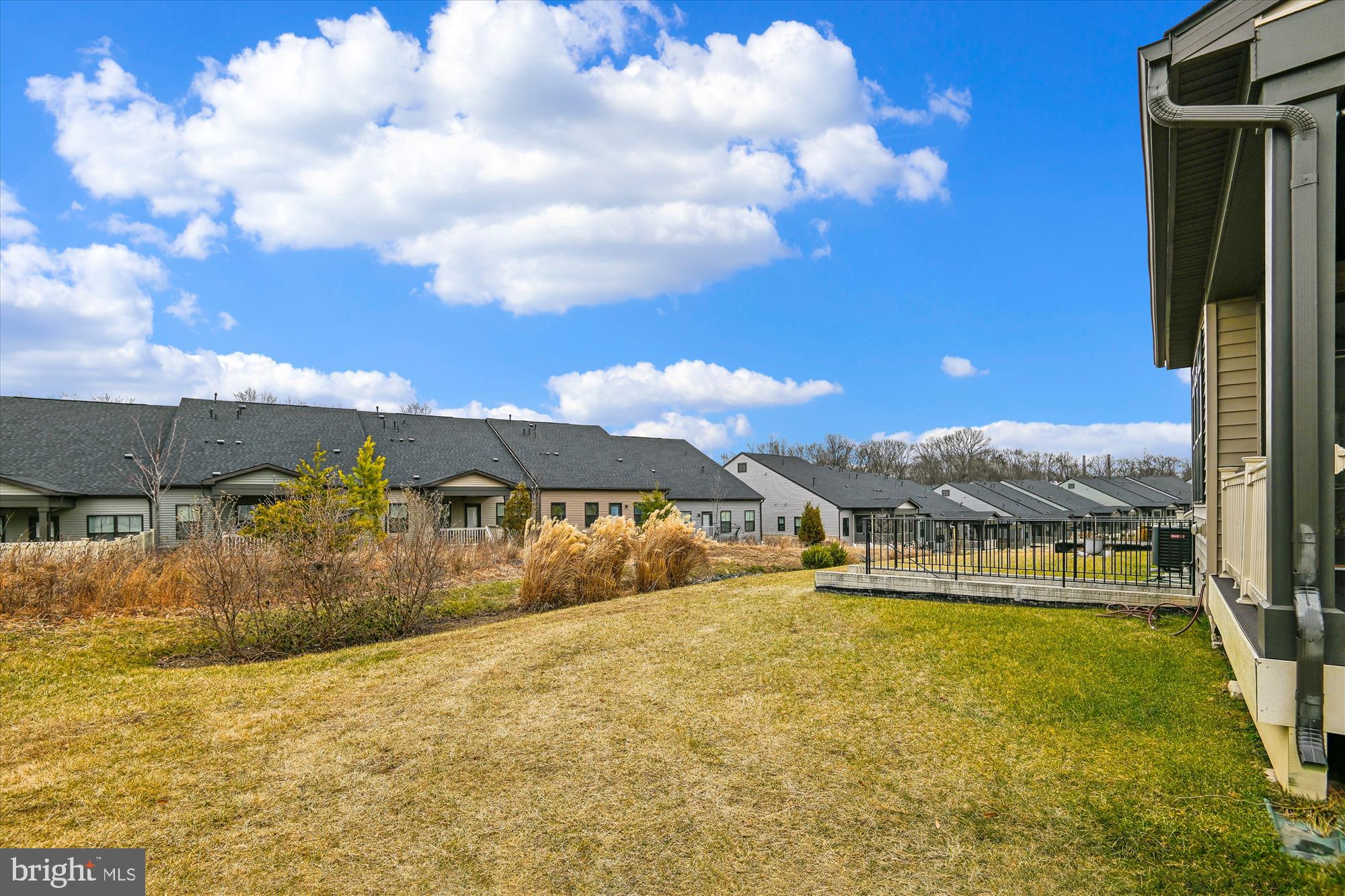 TANYARD SHORES - Residential