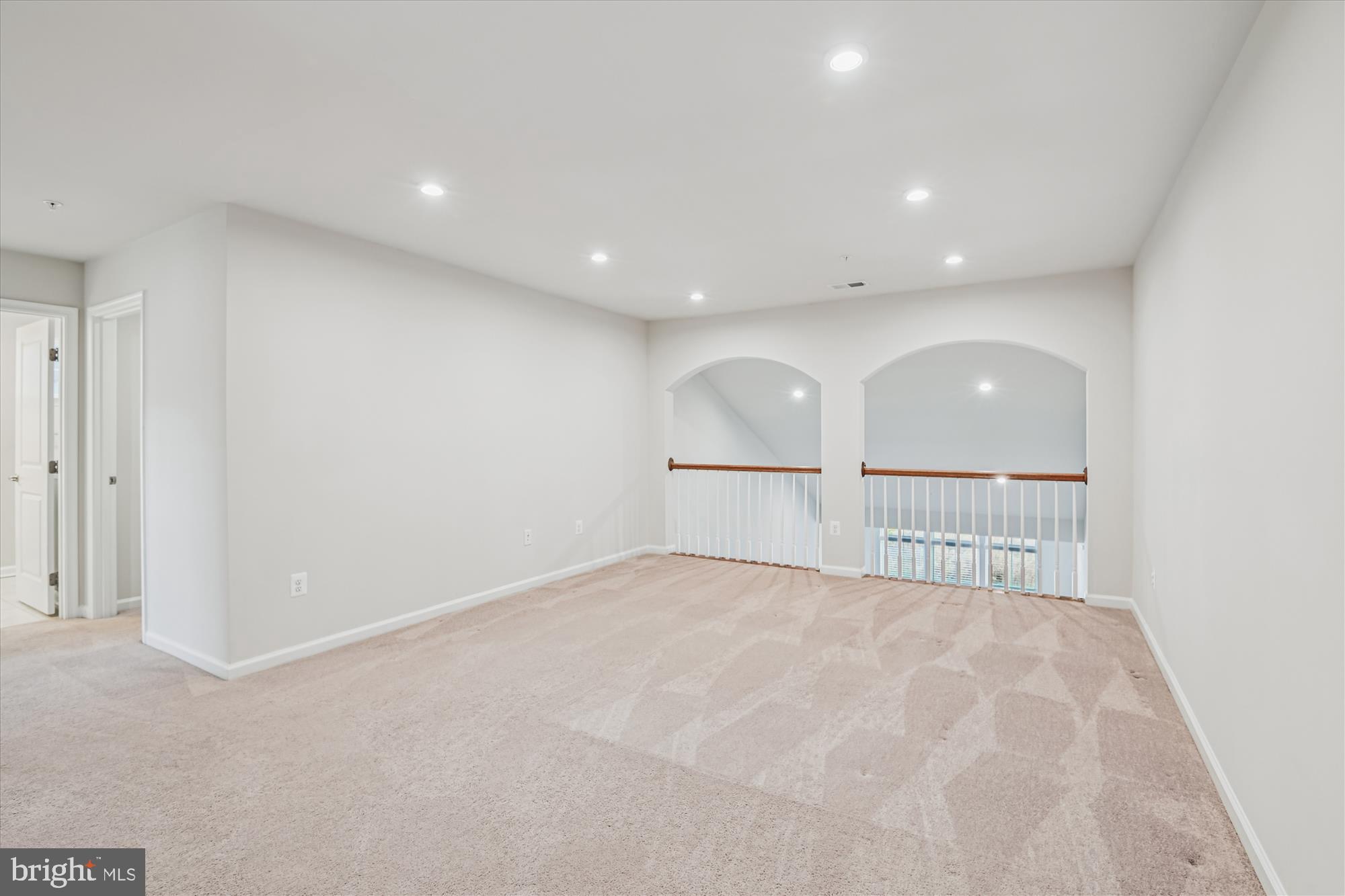 TANYARD SHORES - Residential