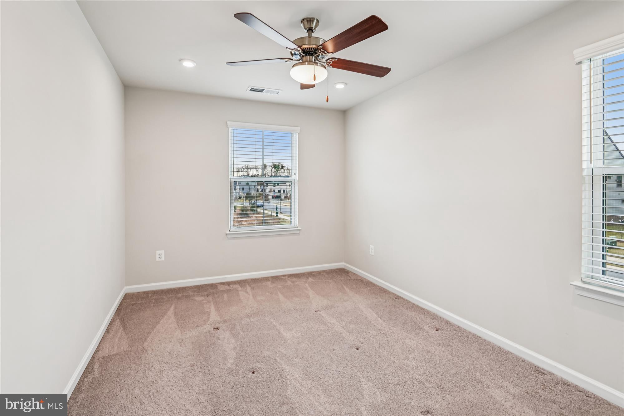 TANYARD SHORES - Residential