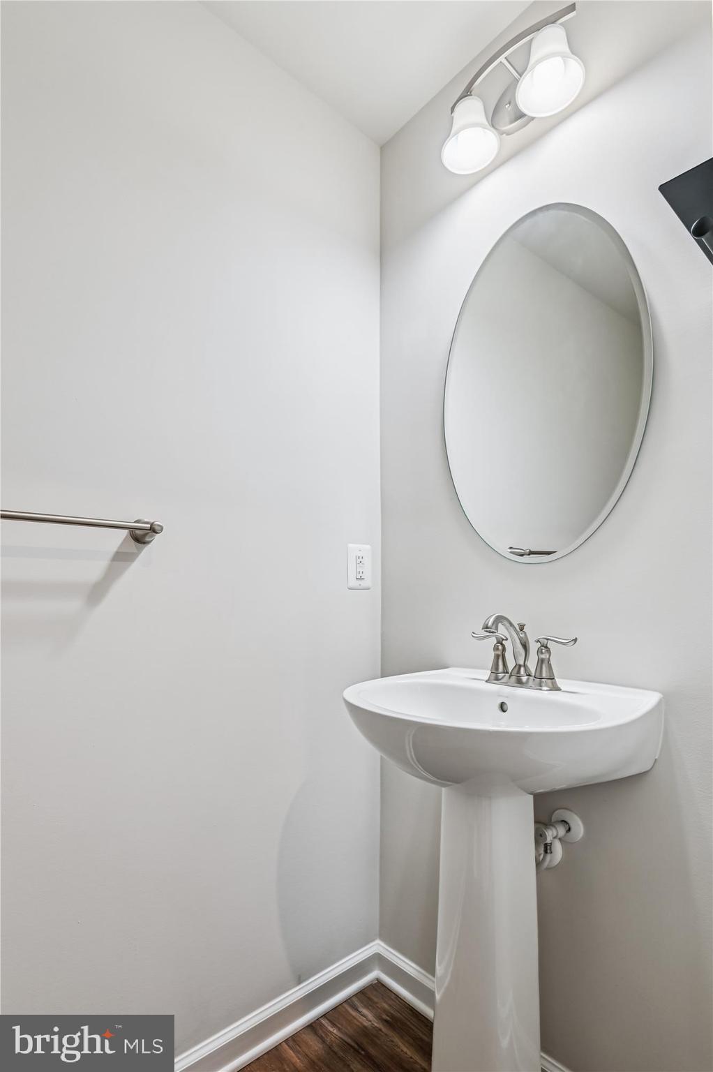 TANYARD SHORES - Residential