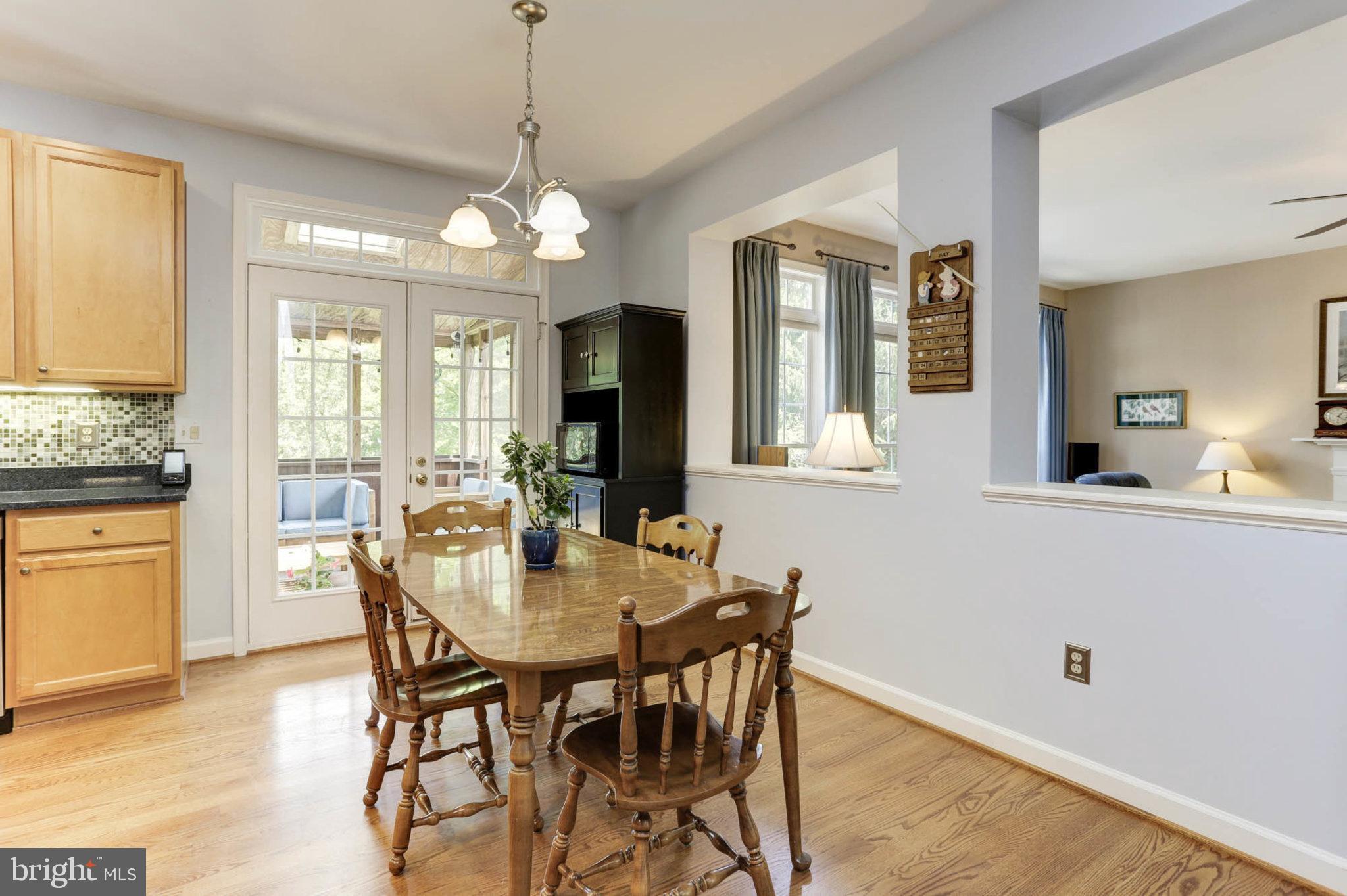 VILLAGE OF RIVER HILL - Residential