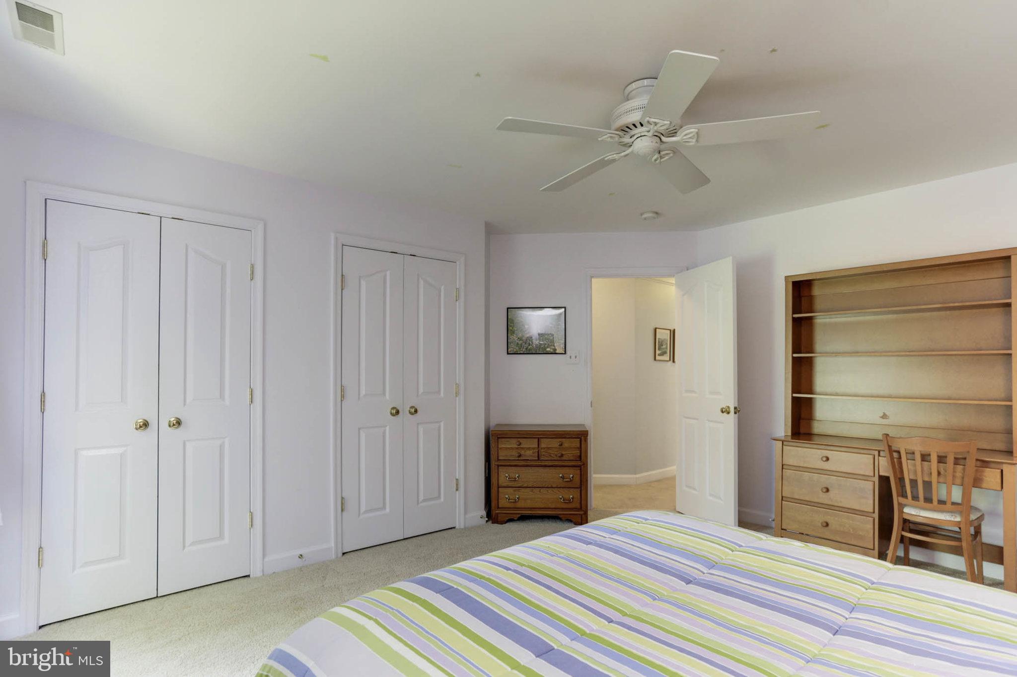 VILLAGE OF RIVER HILL - Residential