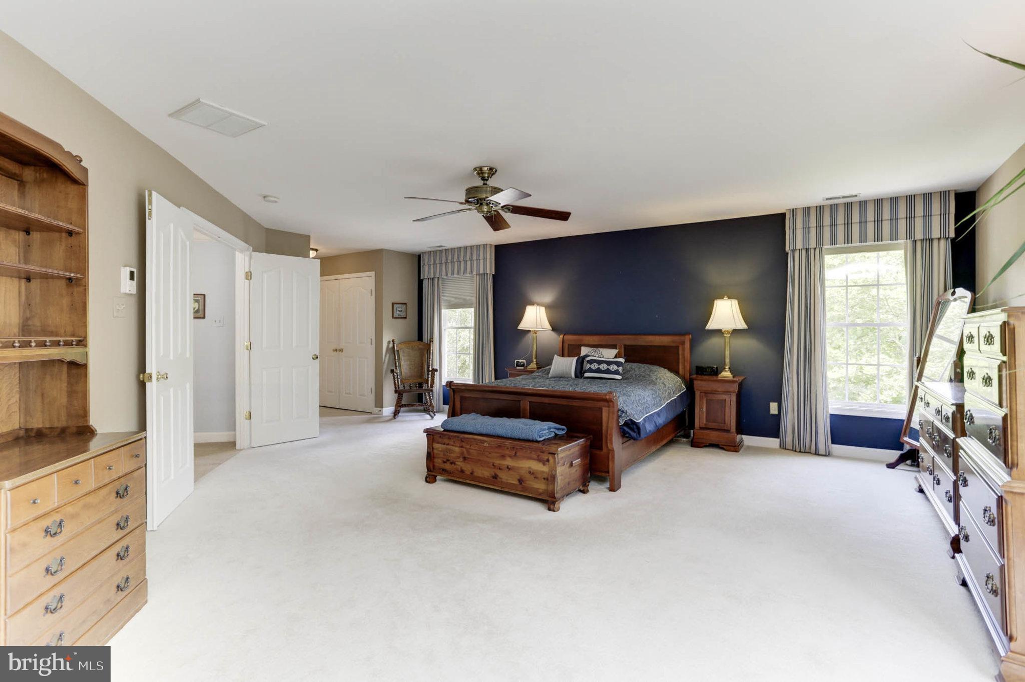 VILLAGE OF RIVER HILL - Residential