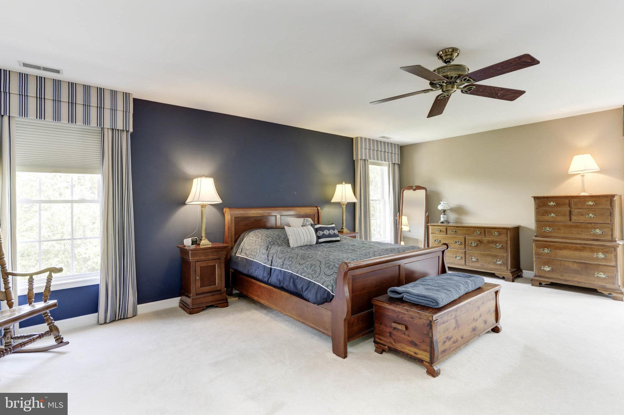 VILLAGE OF RIVER HILL - Residential