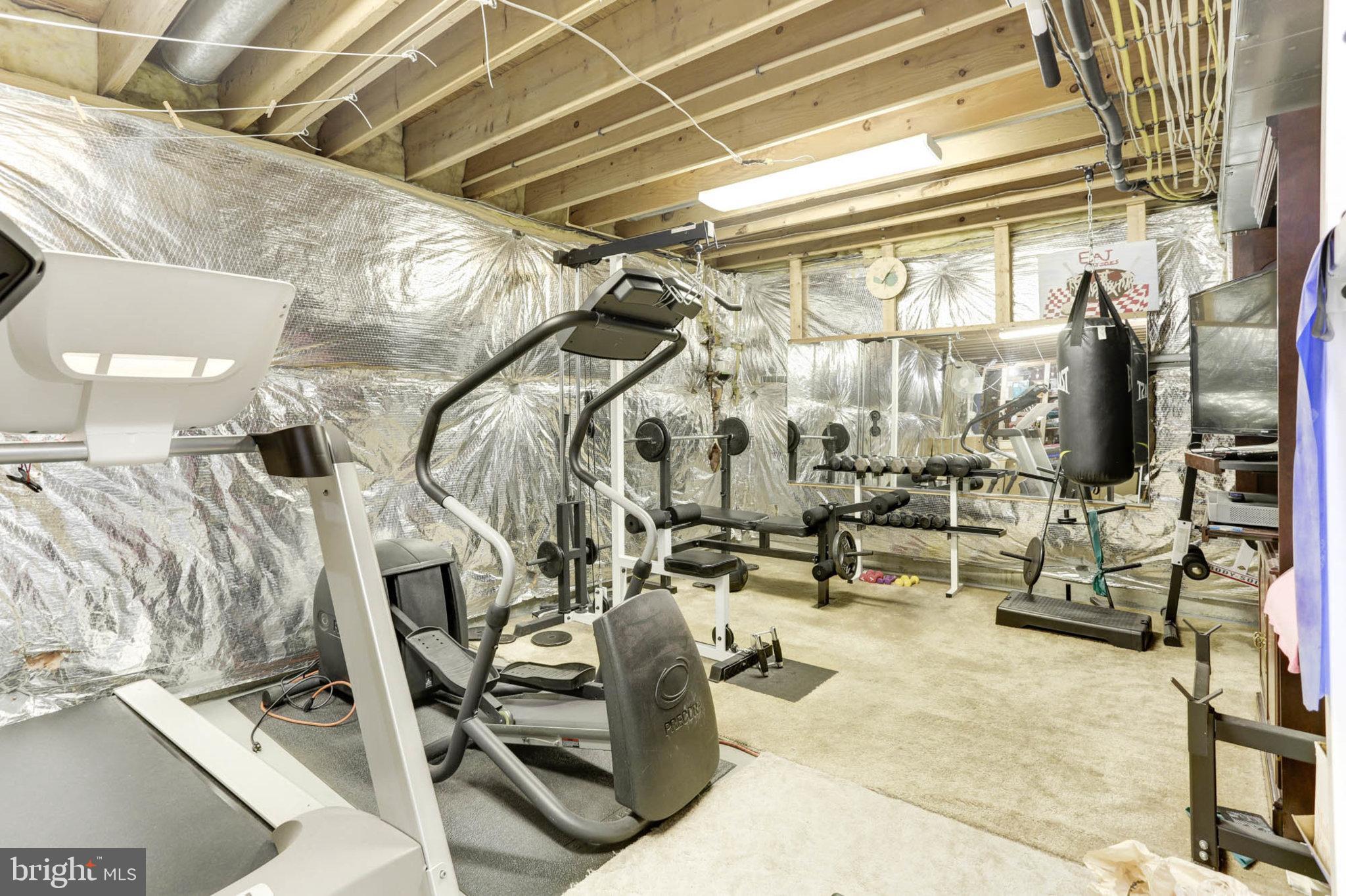 VILLAGE OF RIVER HILL - Residential