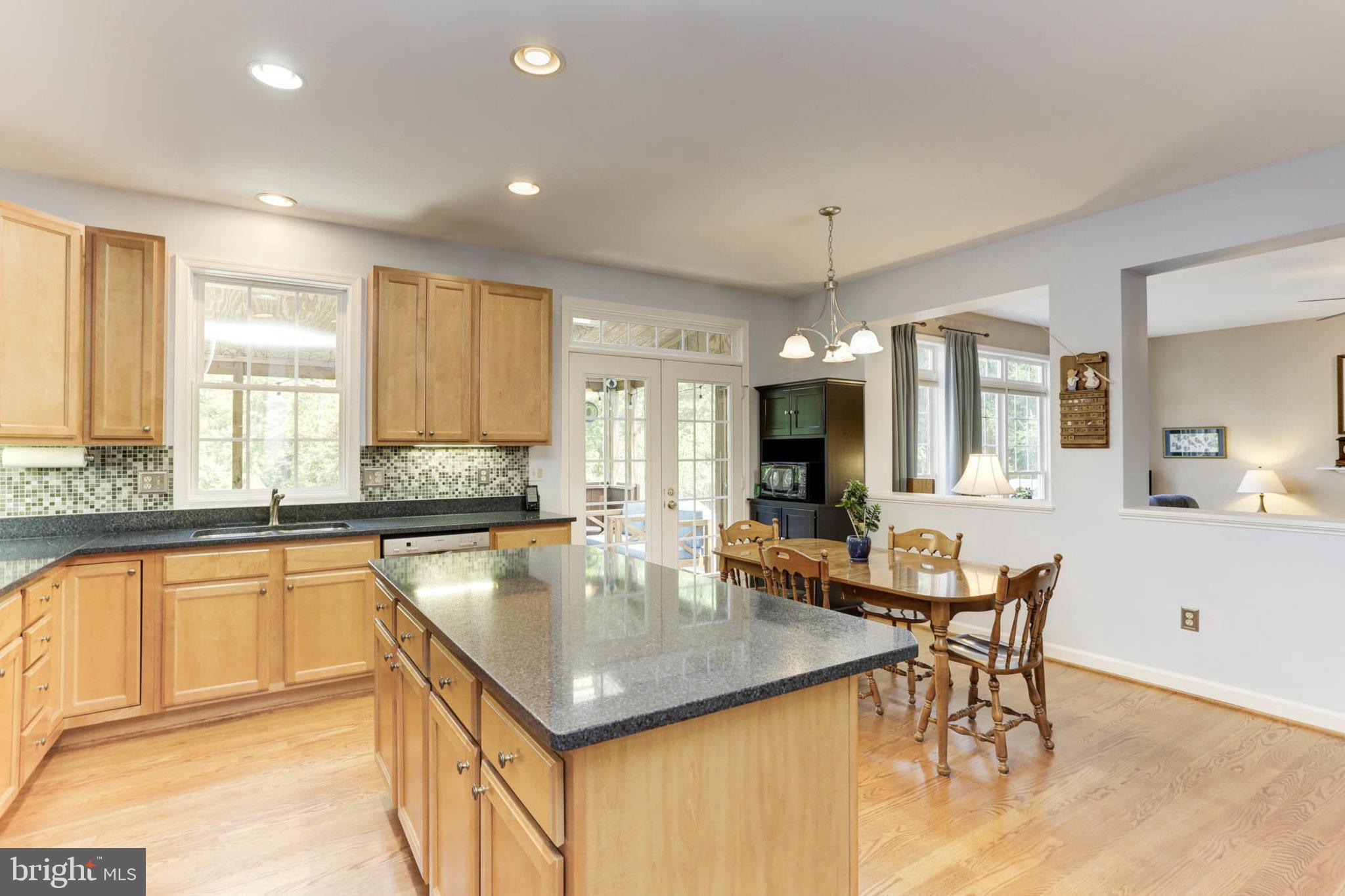 VILLAGE OF RIVER HILL - Residential