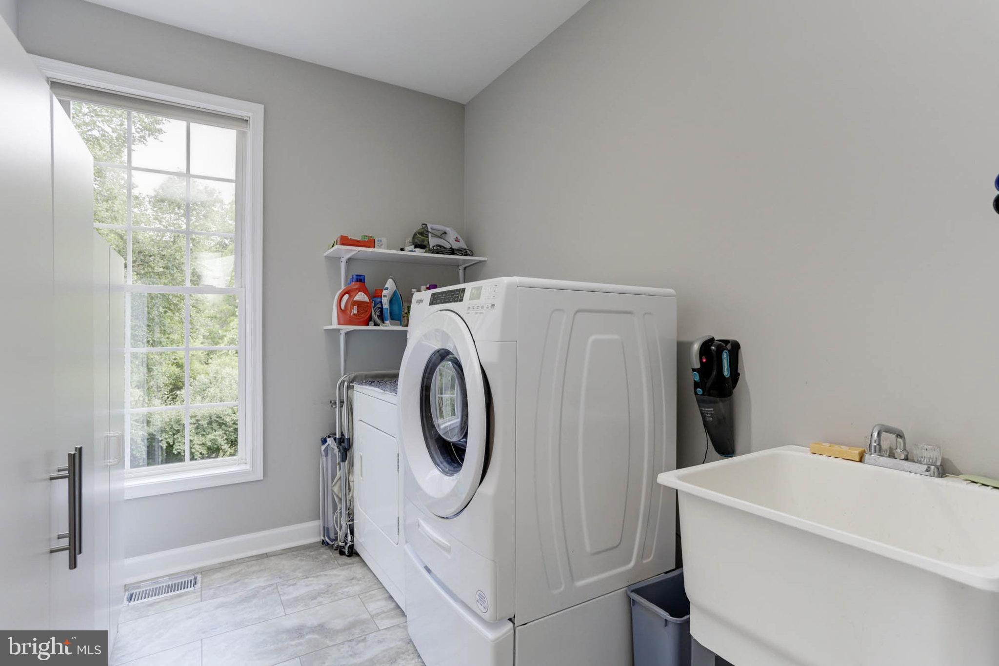 VILLAGE OF RIVER HILL - Residential