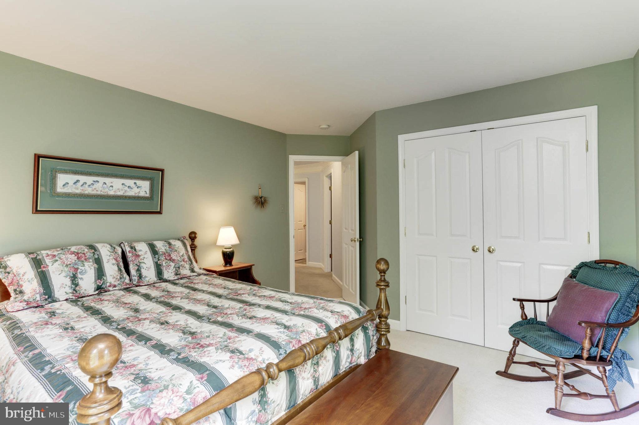 VILLAGE OF RIVER HILL - Residential