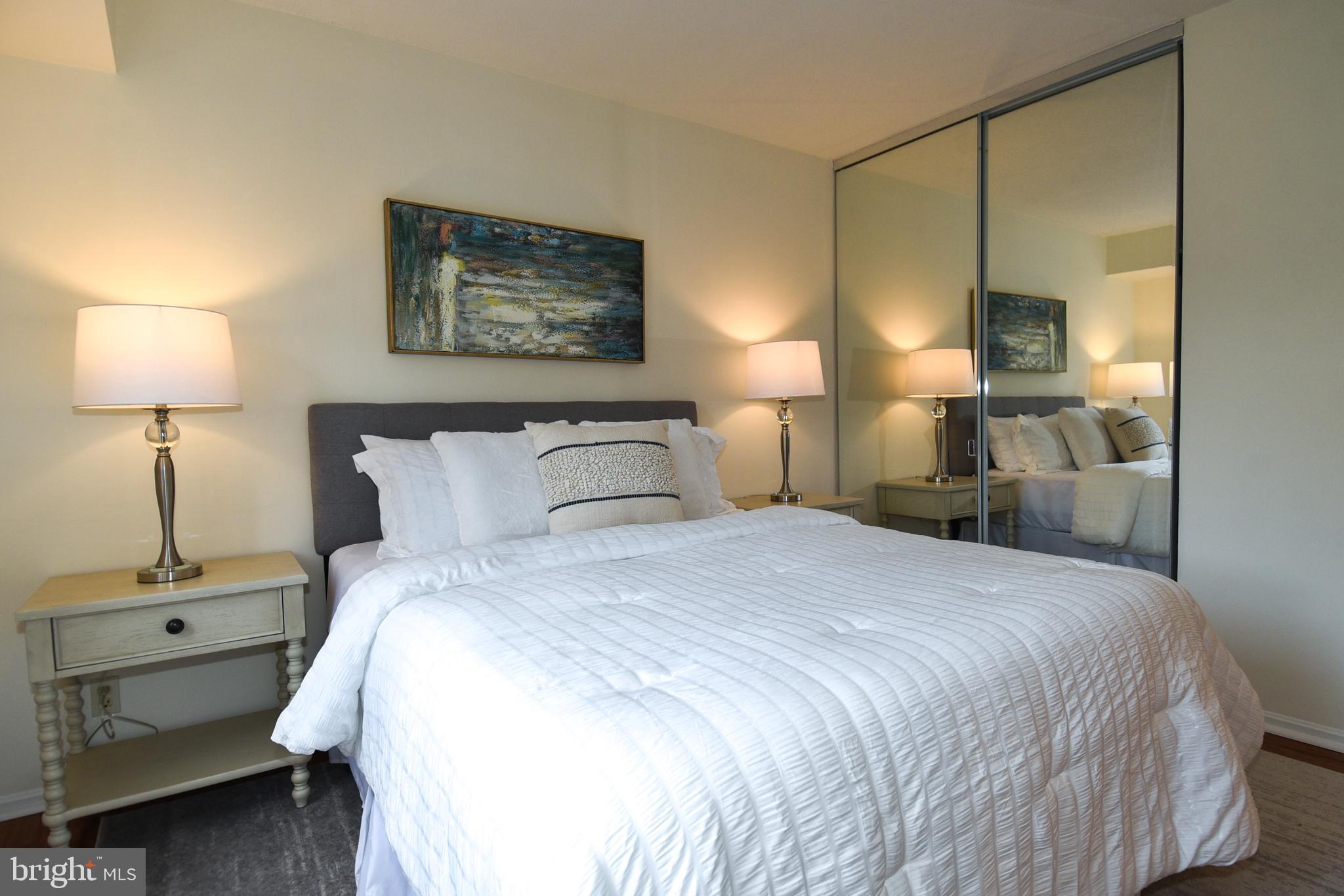 MONTEBELLO - Residential