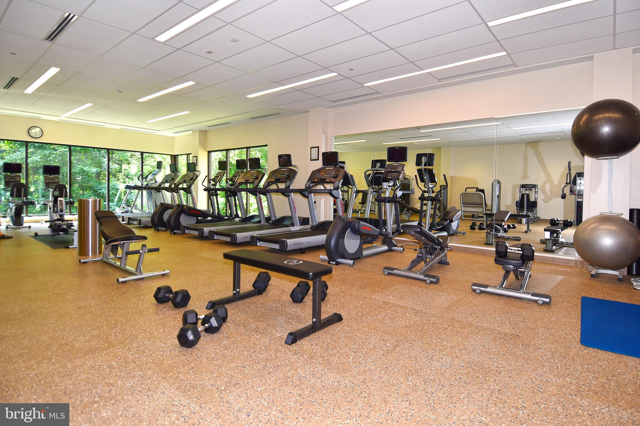 MONTEBELLO - Residential