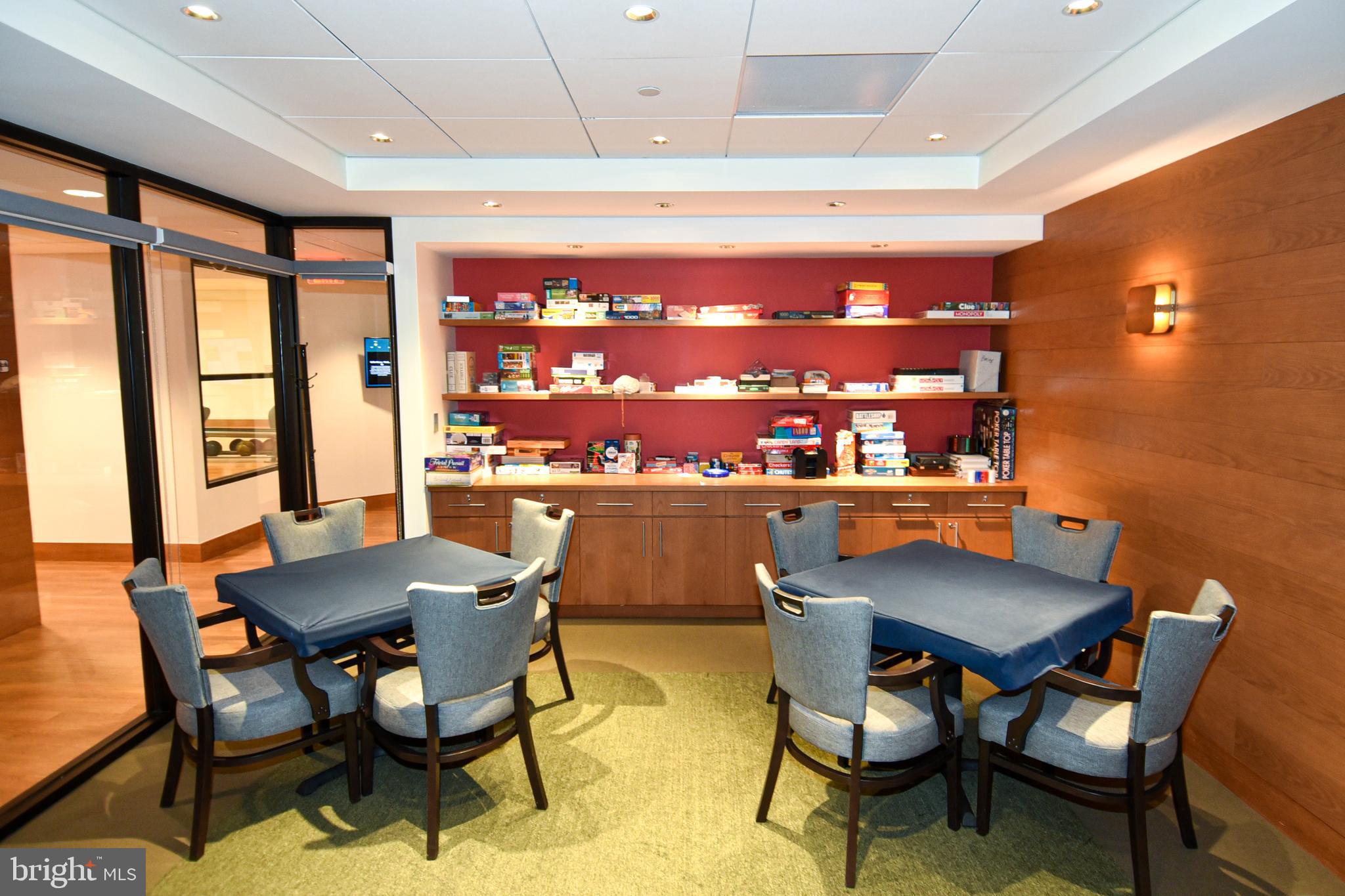 MONTEBELLO - Residential