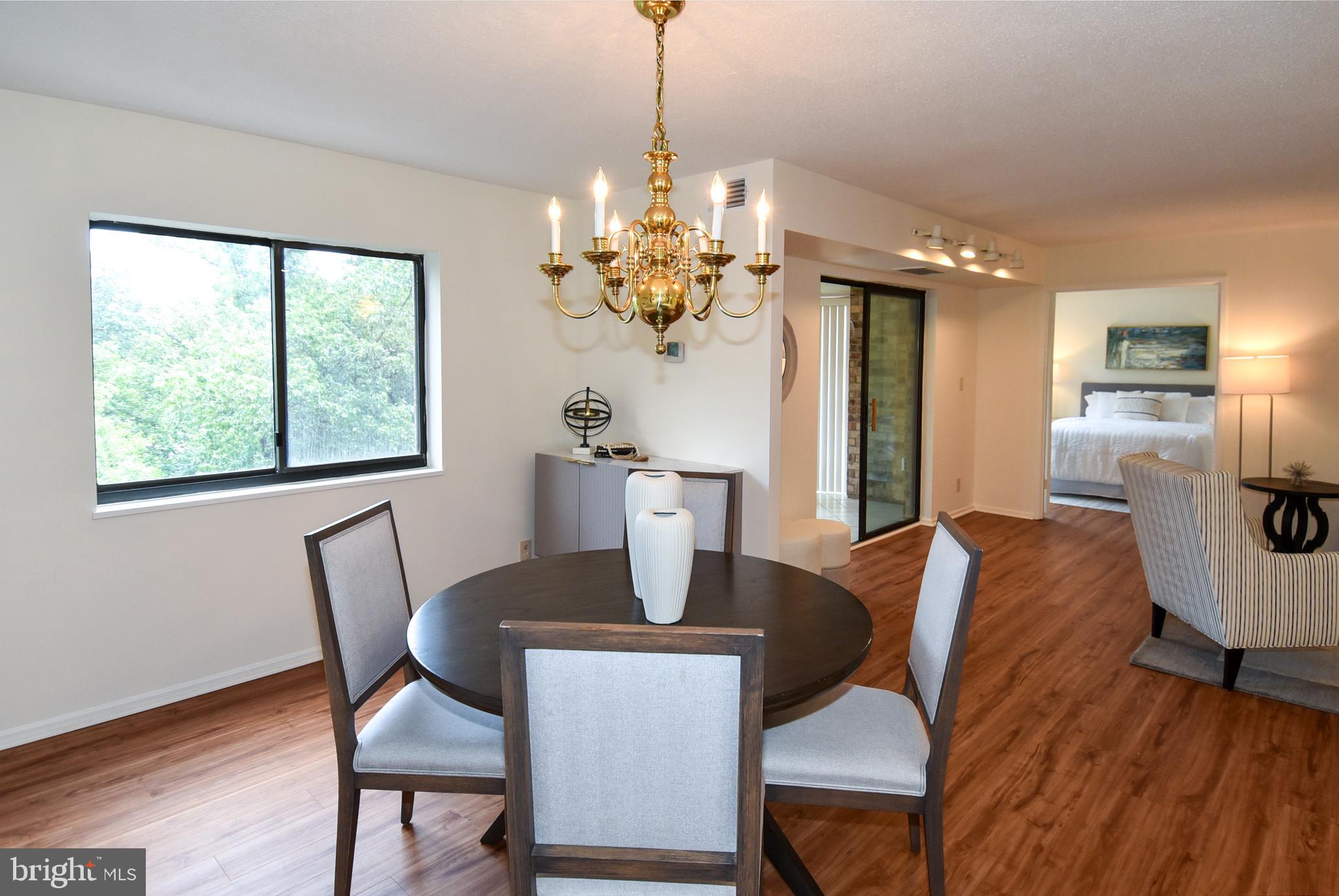 MONTEBELLO - Residential