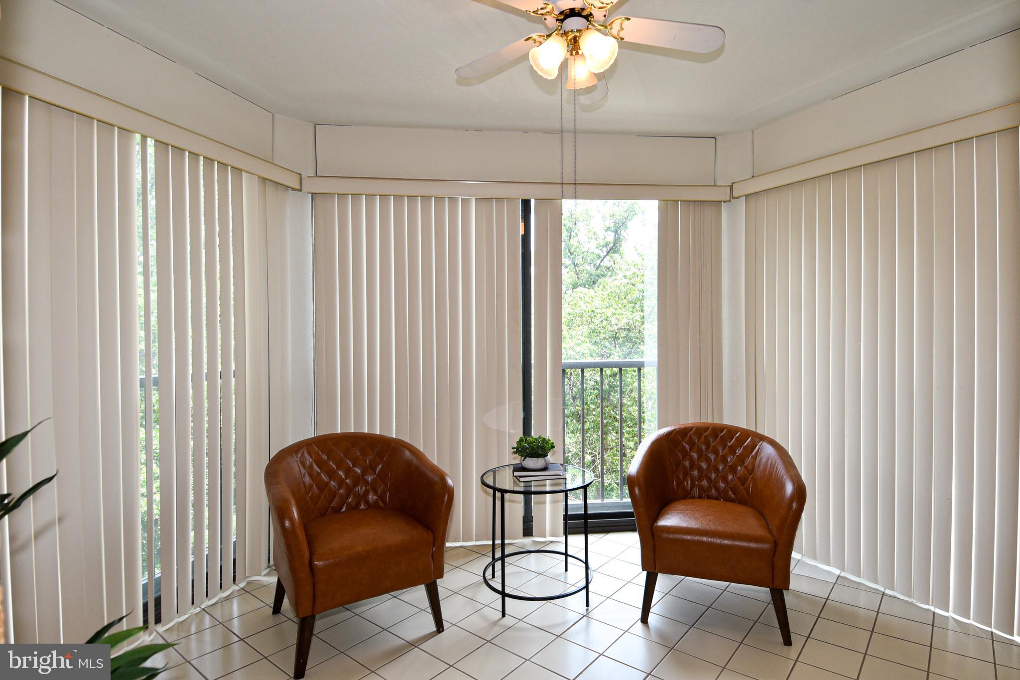 MONTEBELLO - Residential