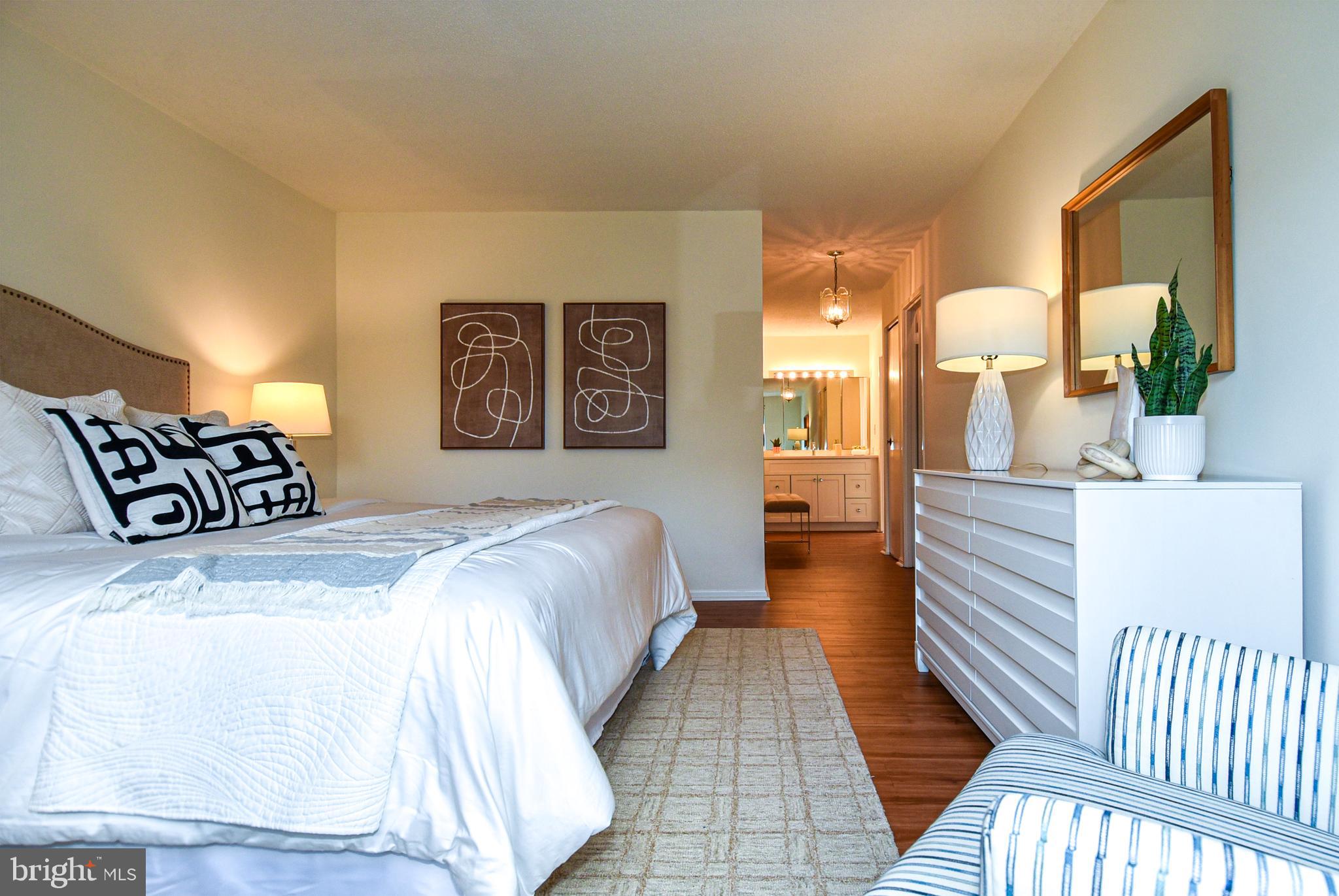 MONTEBELLO - Residential