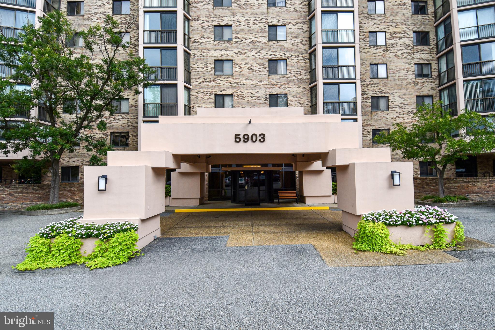 MONTEBELLO - Residential