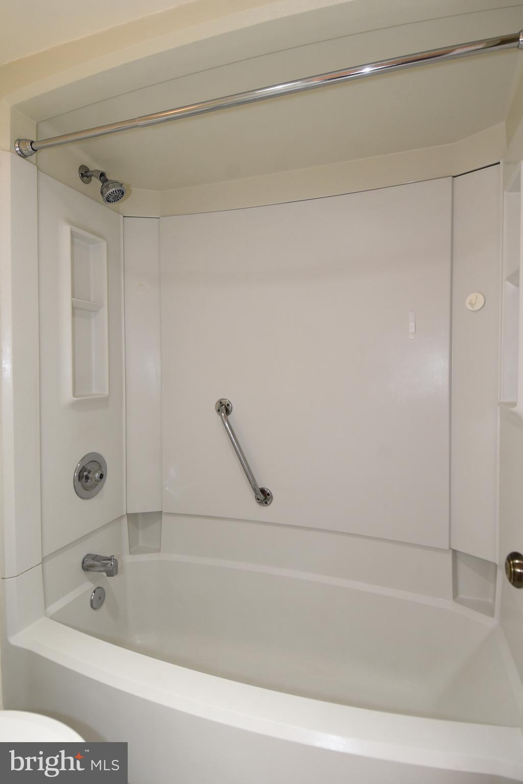 MONTEBELLO - Residential