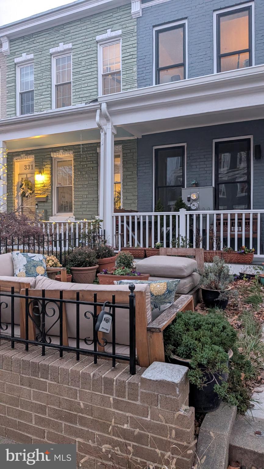 329 16TH STREET SE 1