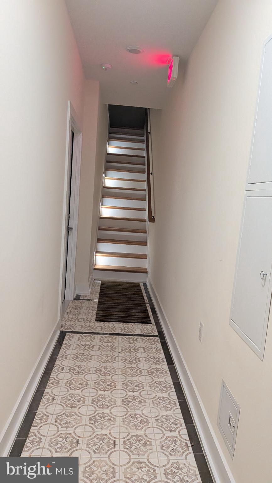 329 16TH STREET SE 1