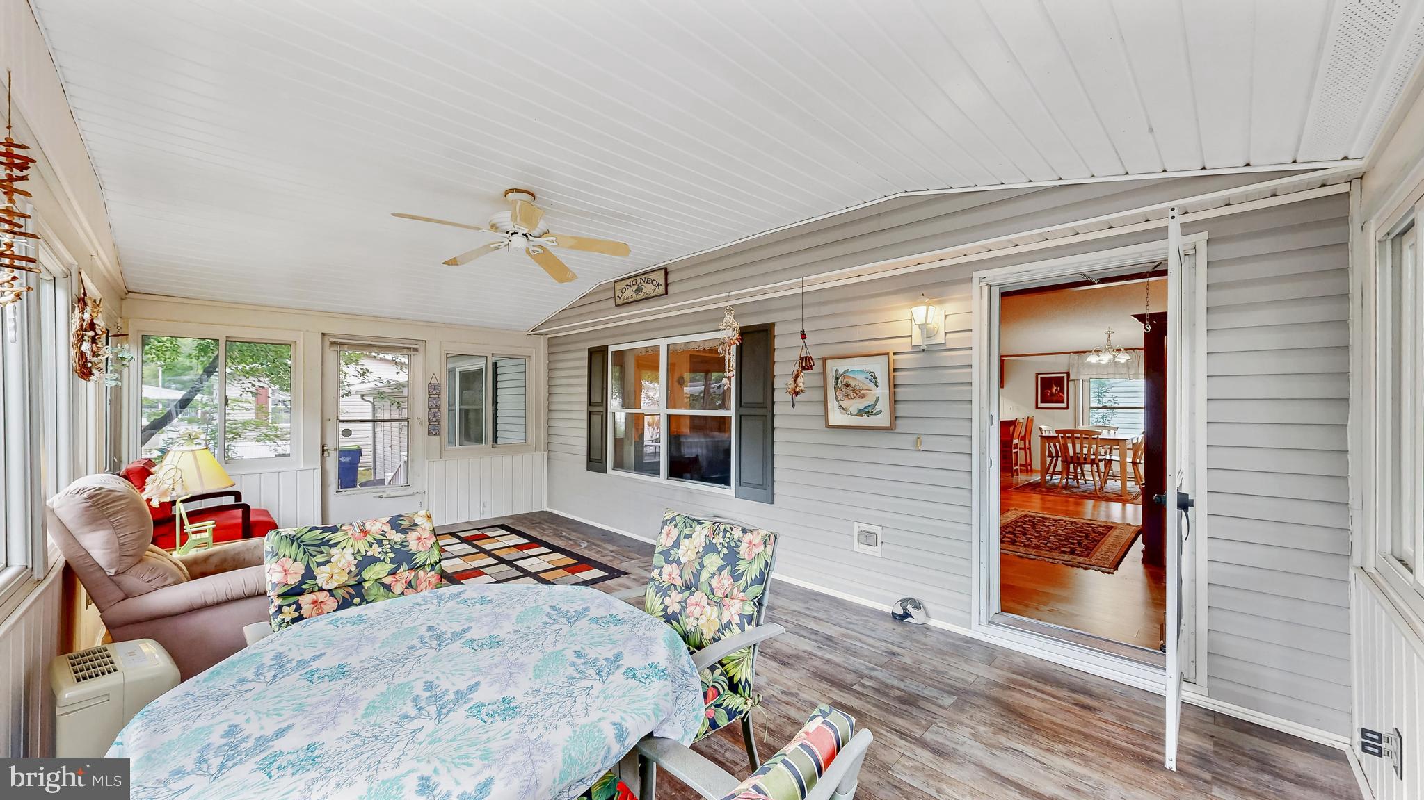 POTNETS LAKESIDE - Residential