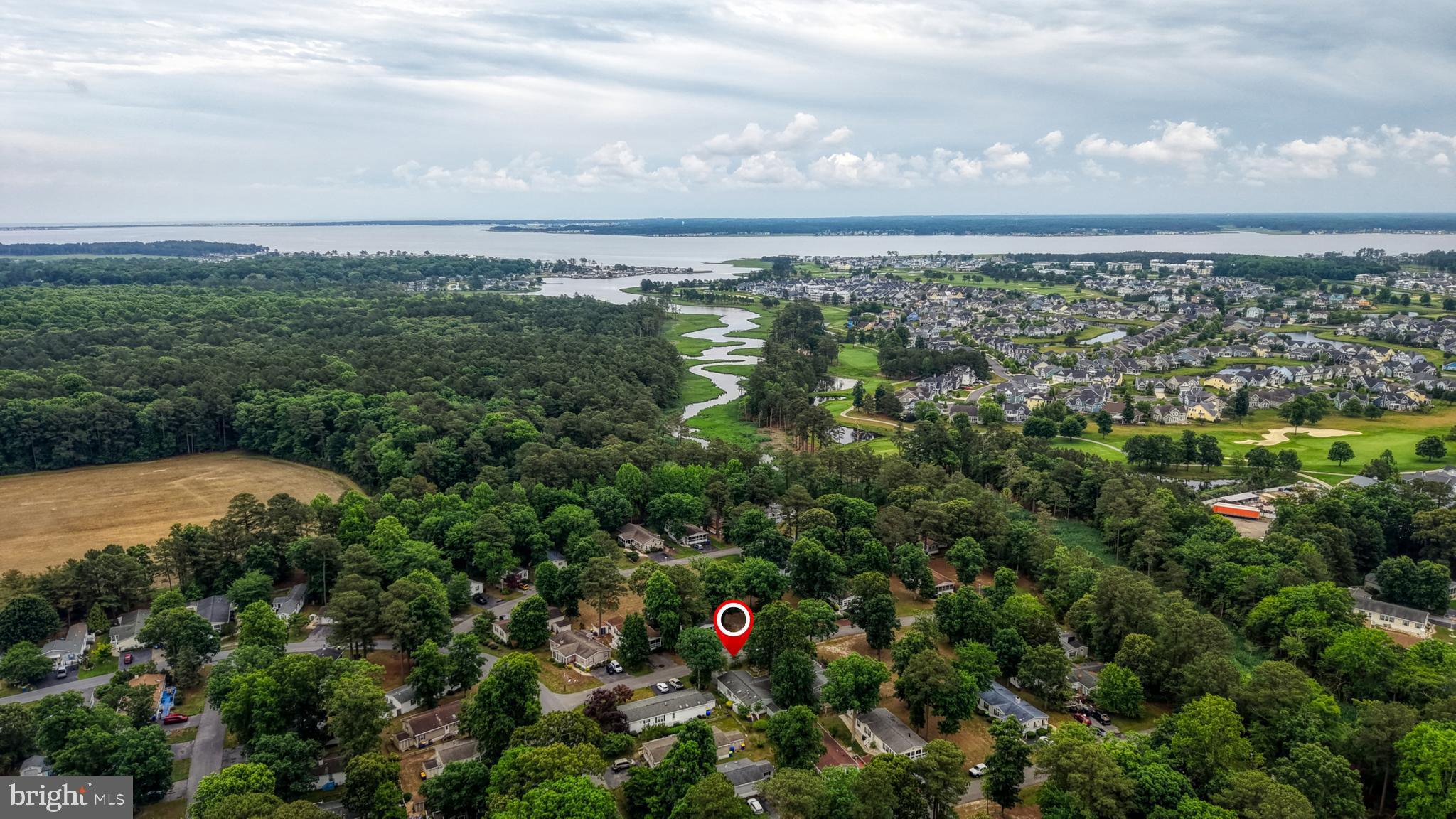 POTNETS LAKESIDE - Residential
