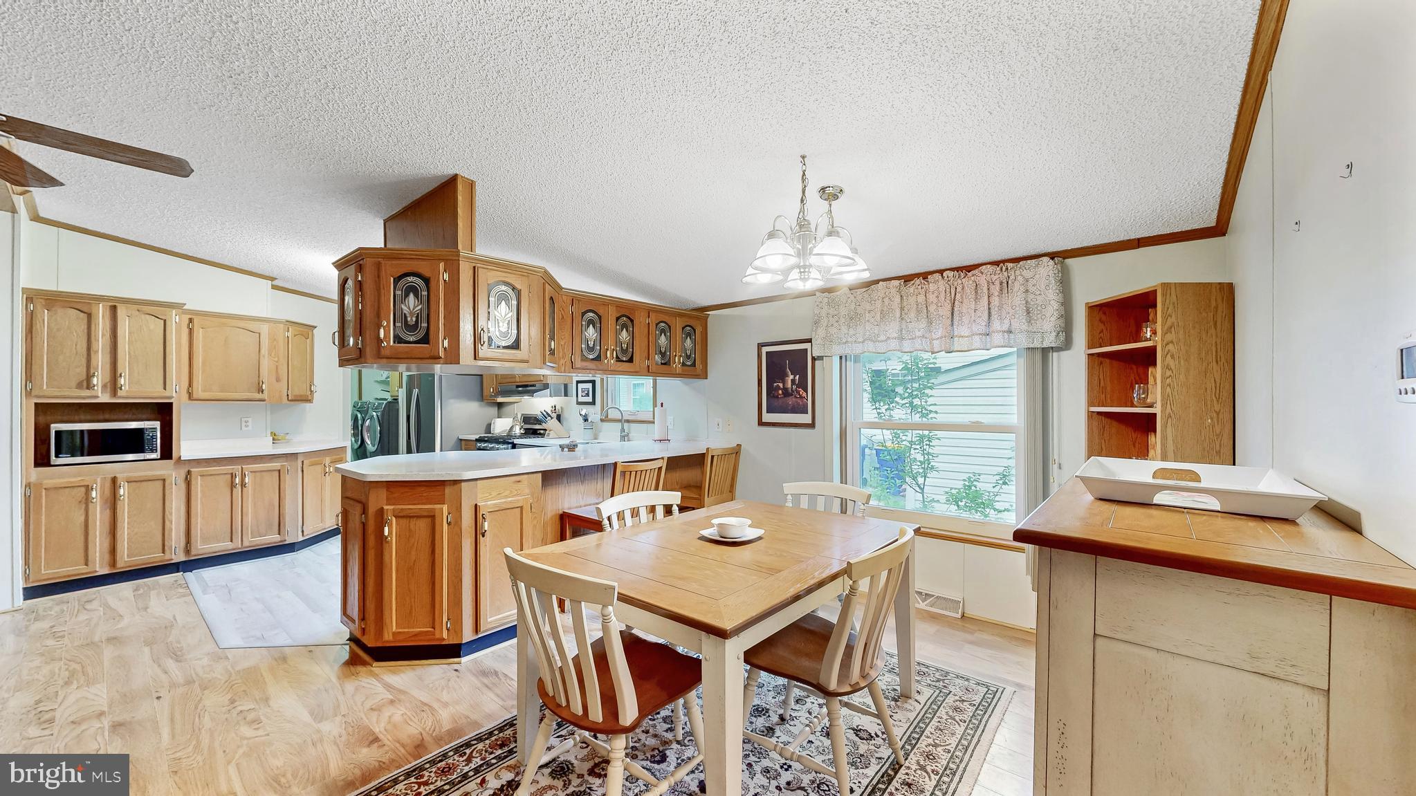 POTNETS LAKESIDE - Residential