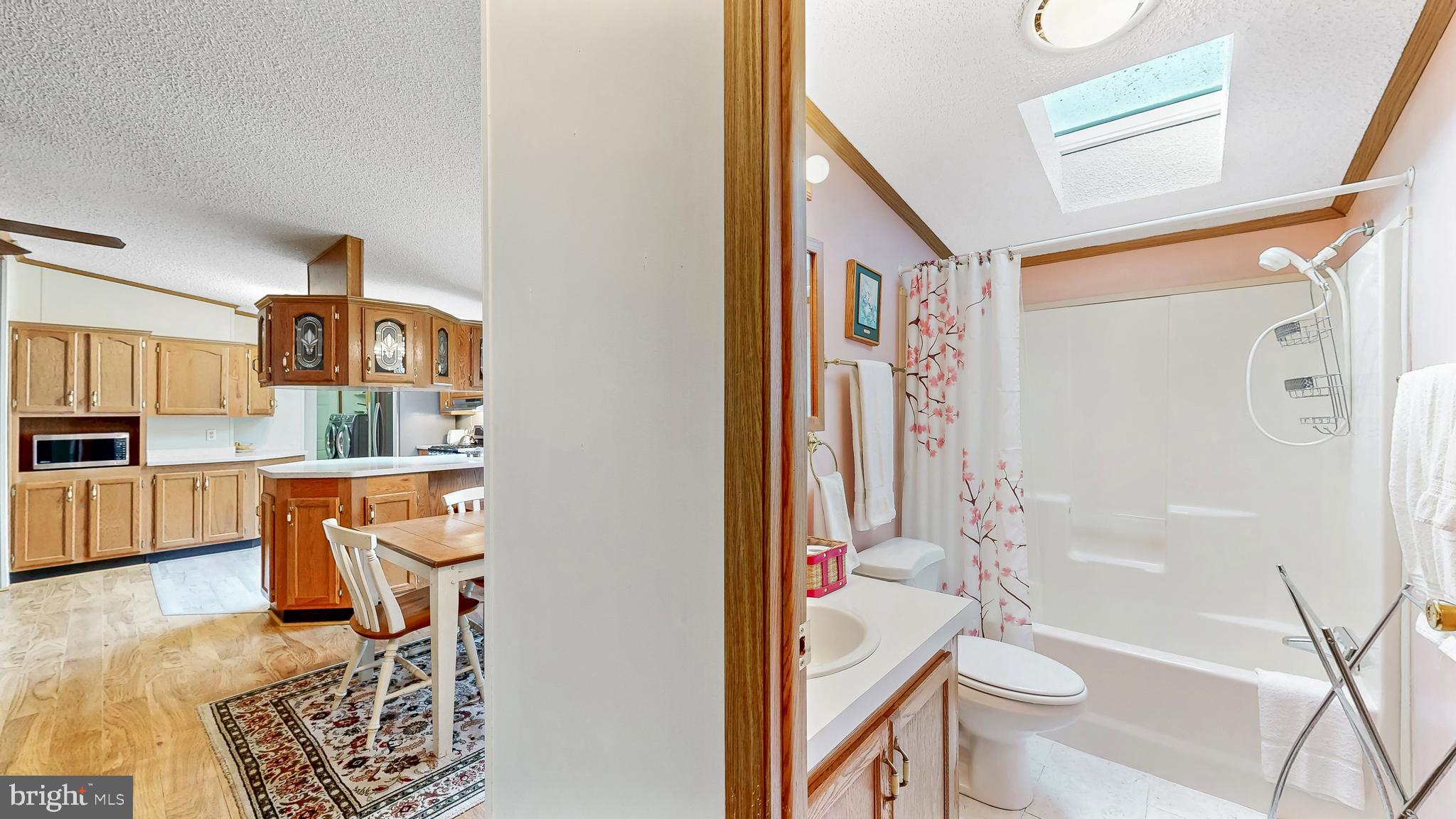 POTNETS LAKESIDE - Residential