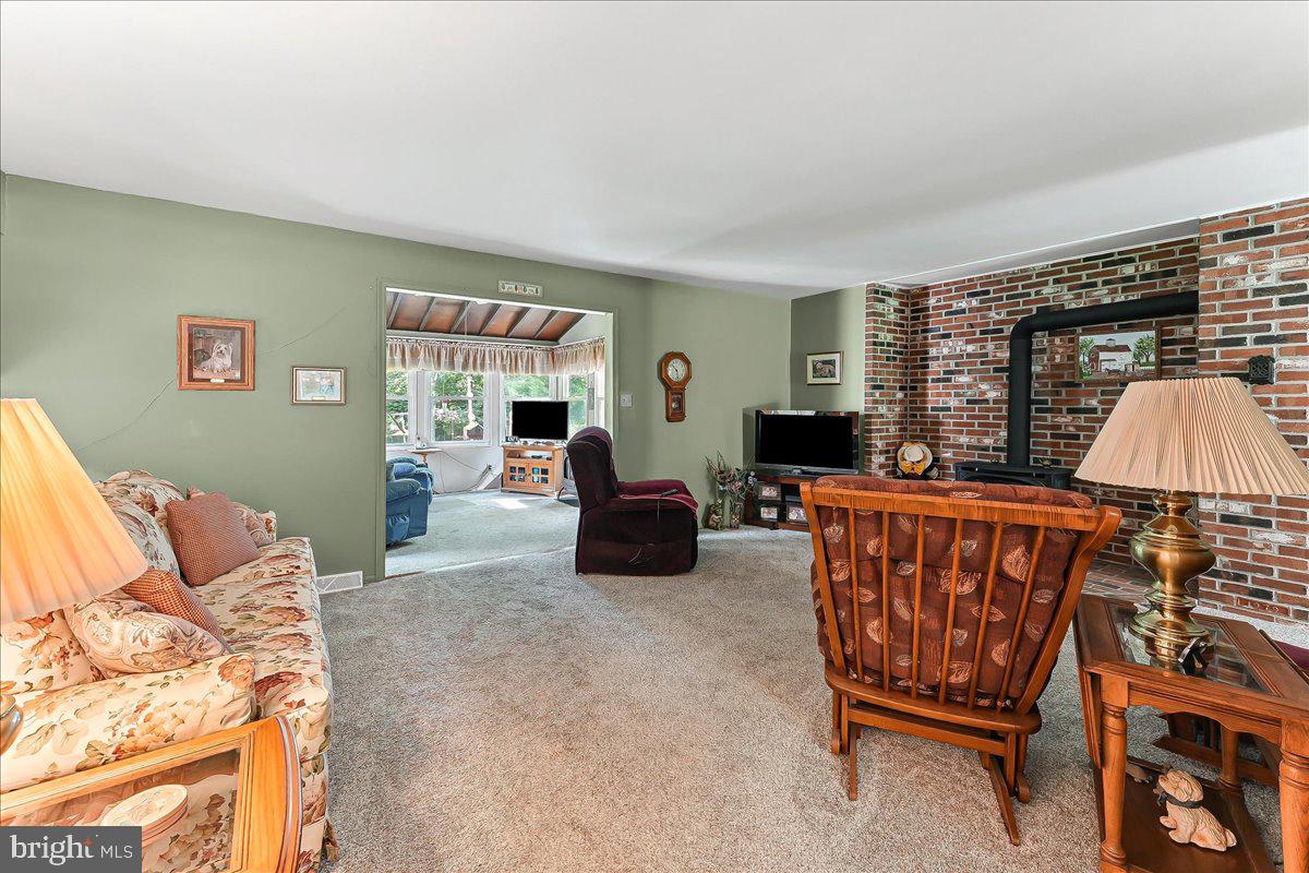 GLEN FARMS - Residential