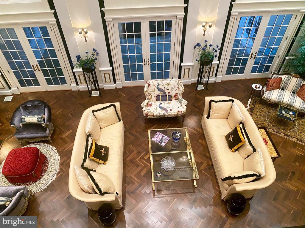 BROOKLANDVILLE - Residential