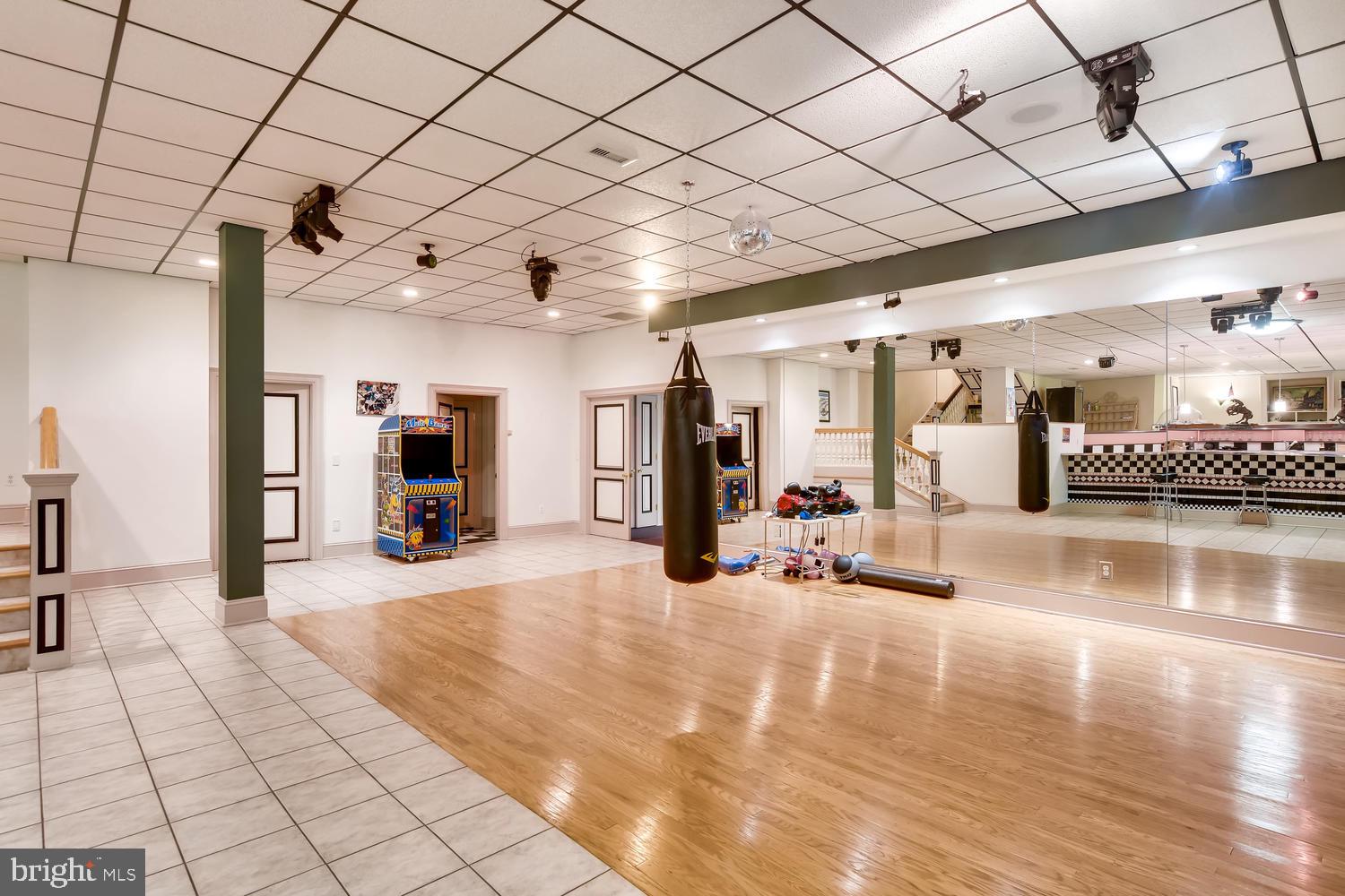 BROOKLANDVILLE - Residential