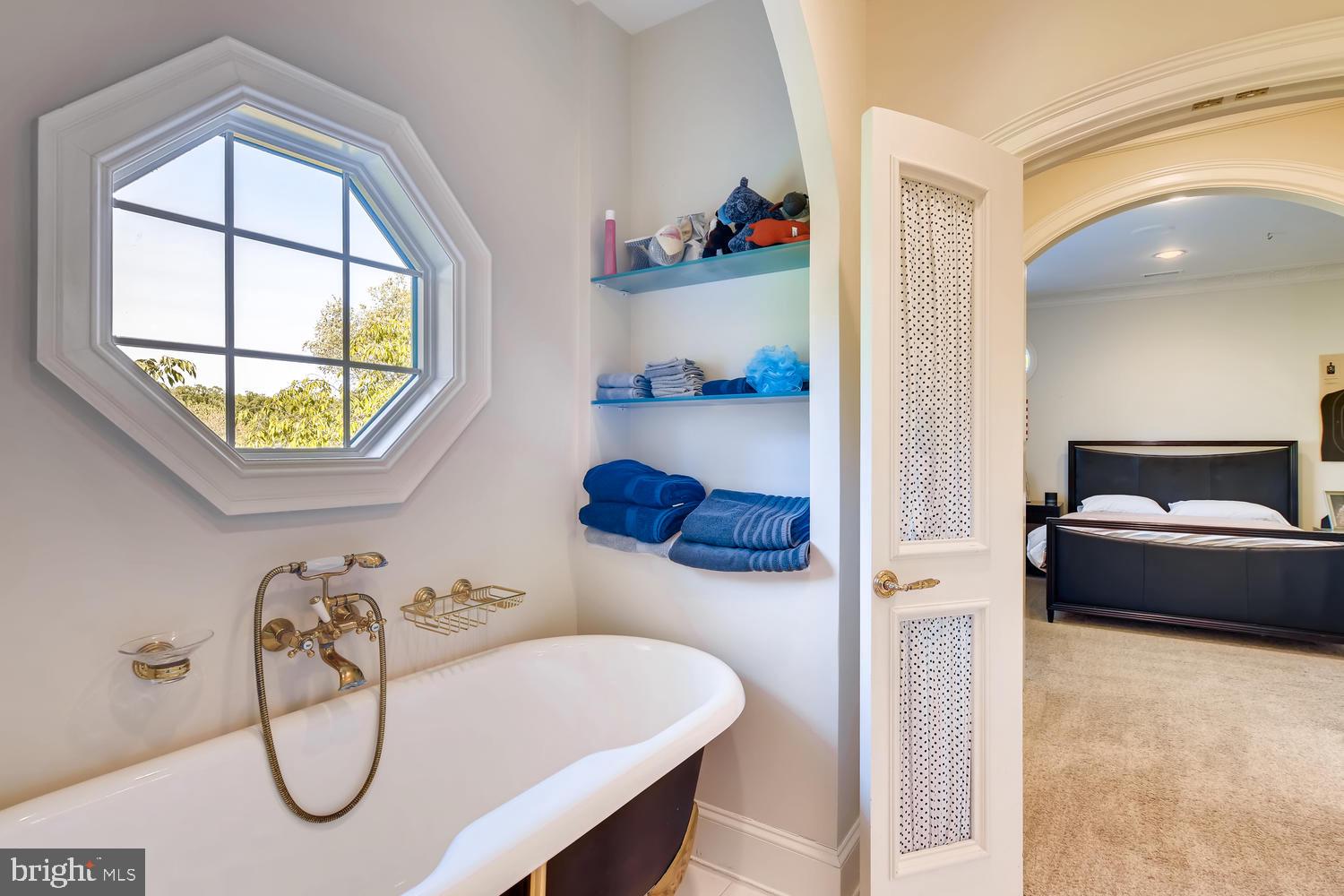 BROOKLANDVILLE - Residential