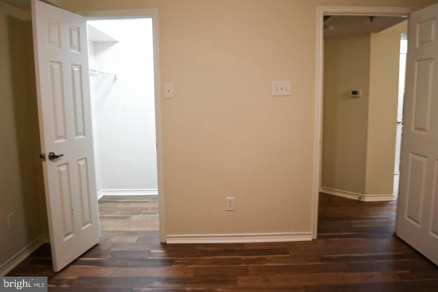 FOUNTAINS AT MCLEAN - Residential Lease