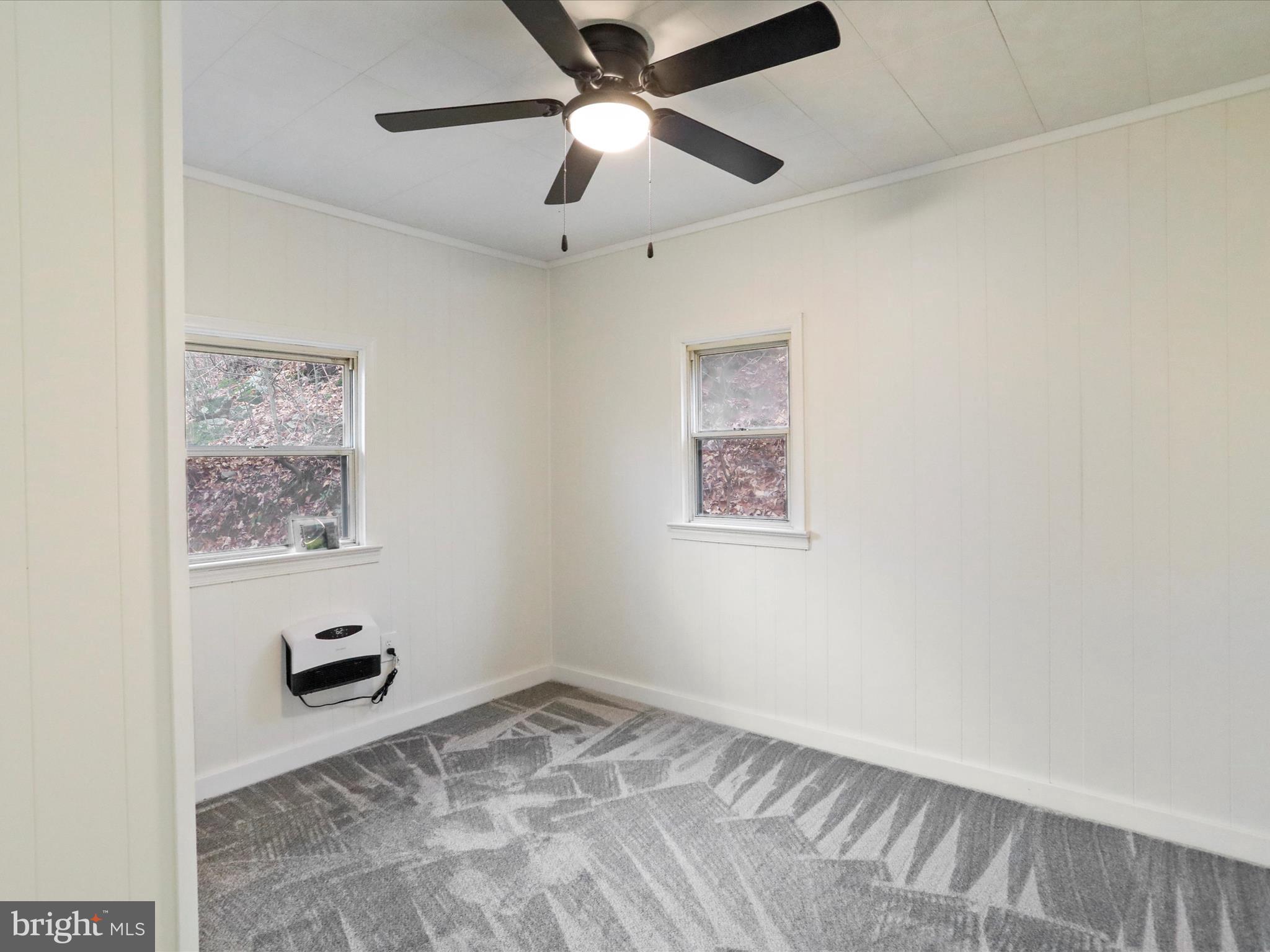 TAYLOR ACRES - Residential