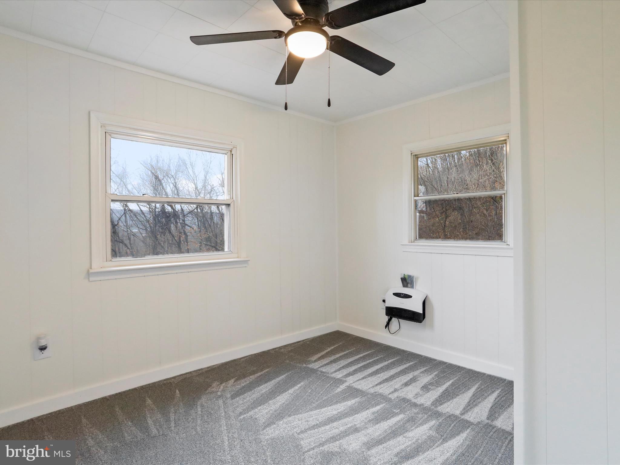 TAYLOR ACRES - Residential