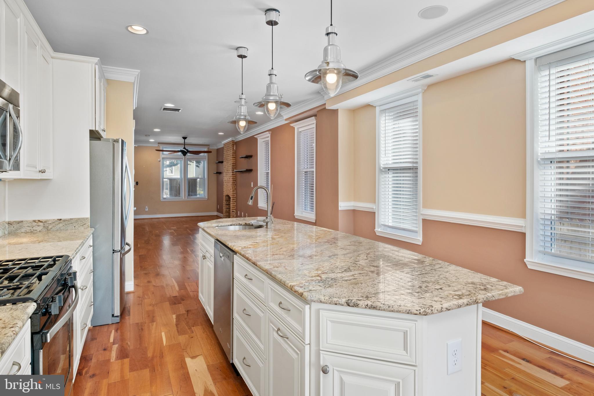 HAMPDEN HISTORIC DISTRICT - Residential Lease