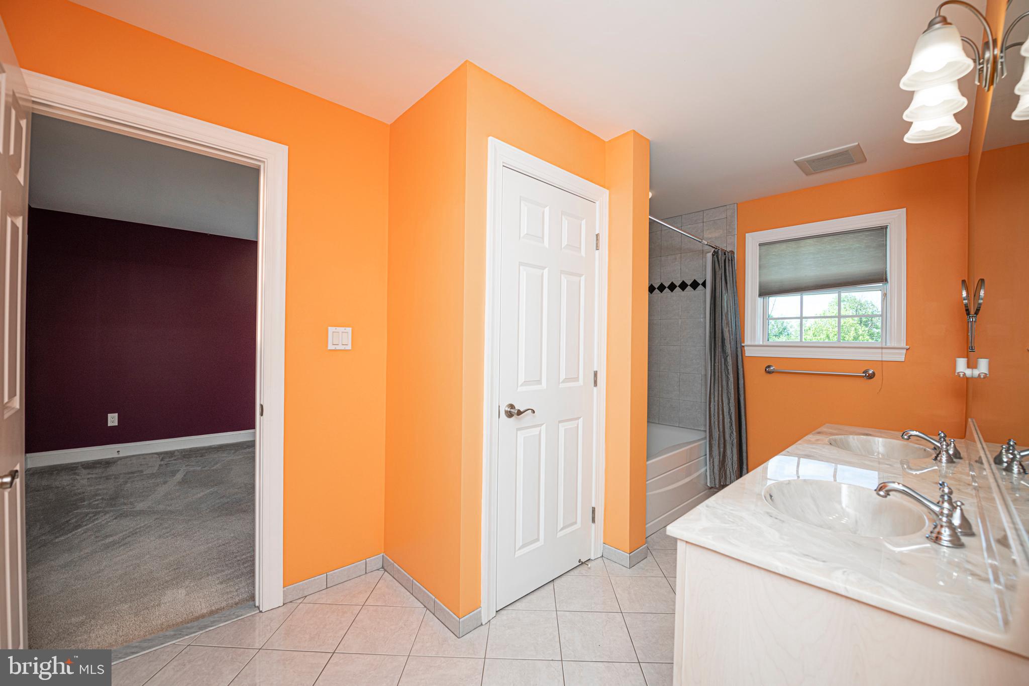 THE STABLES - Residential