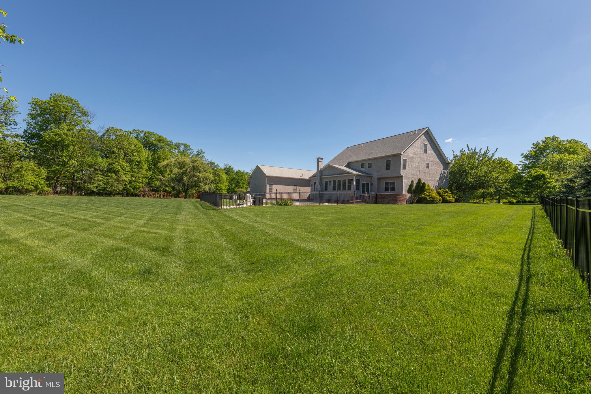 THE STABLES - Residential