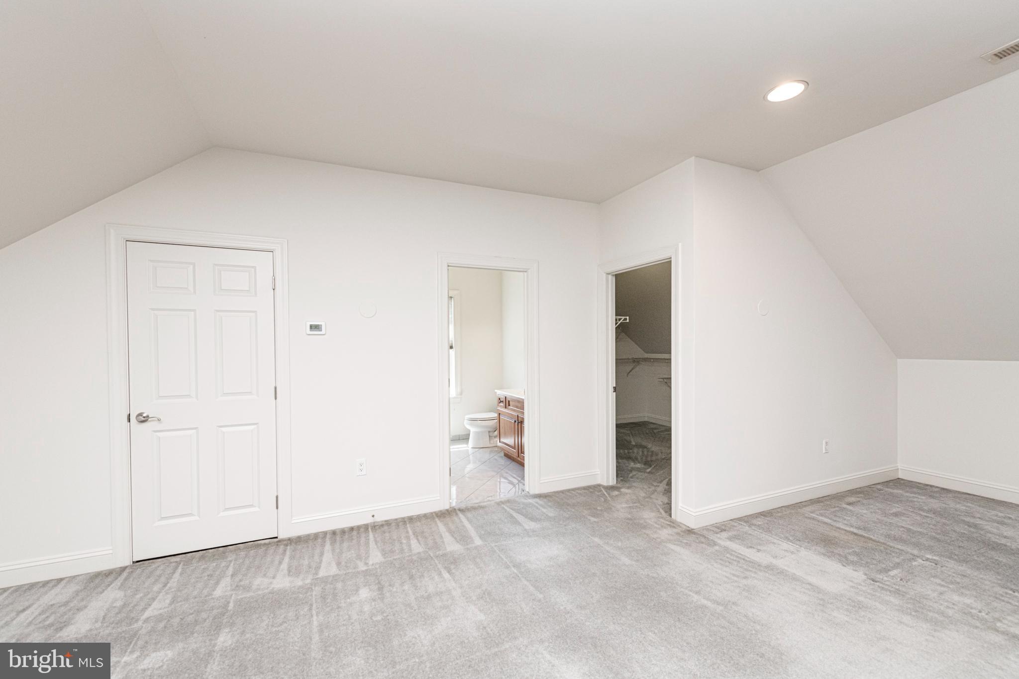 THE STABLES - Residential