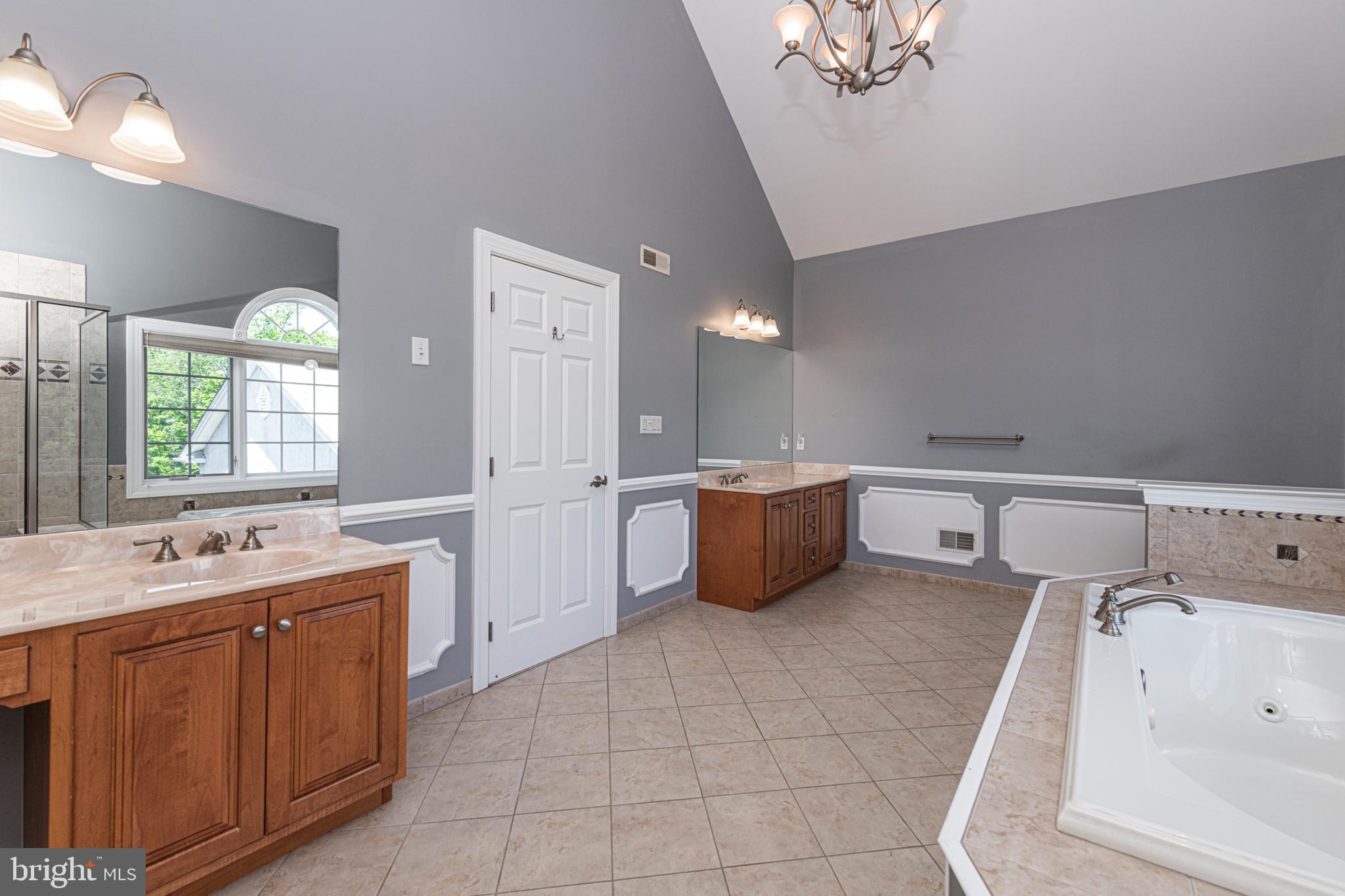 THE STABLES - Residential