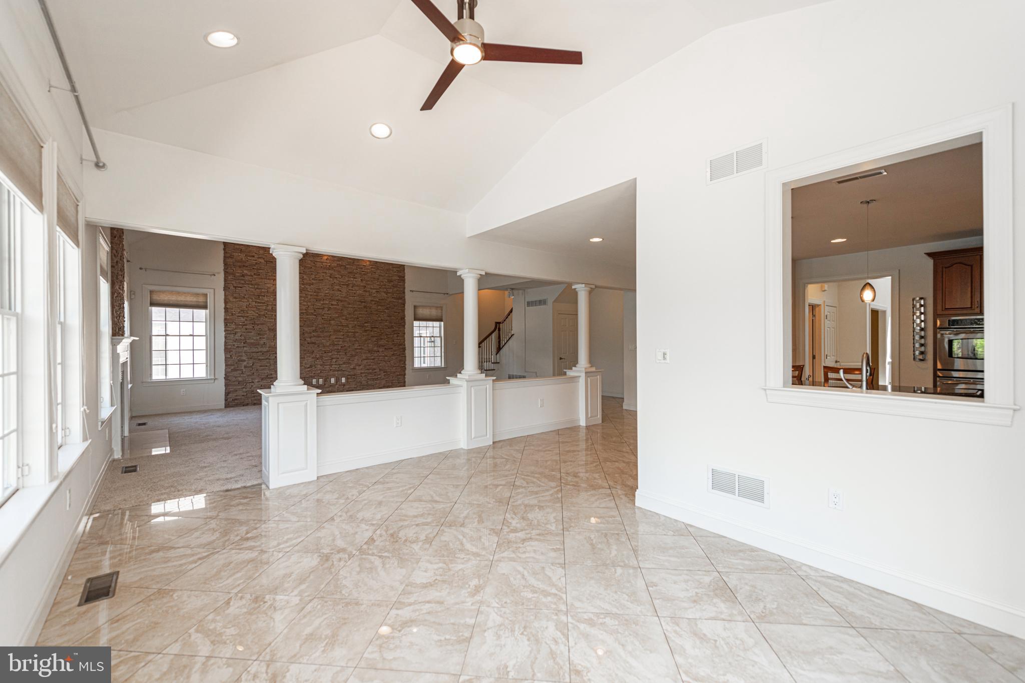 THE STABLES - Residential