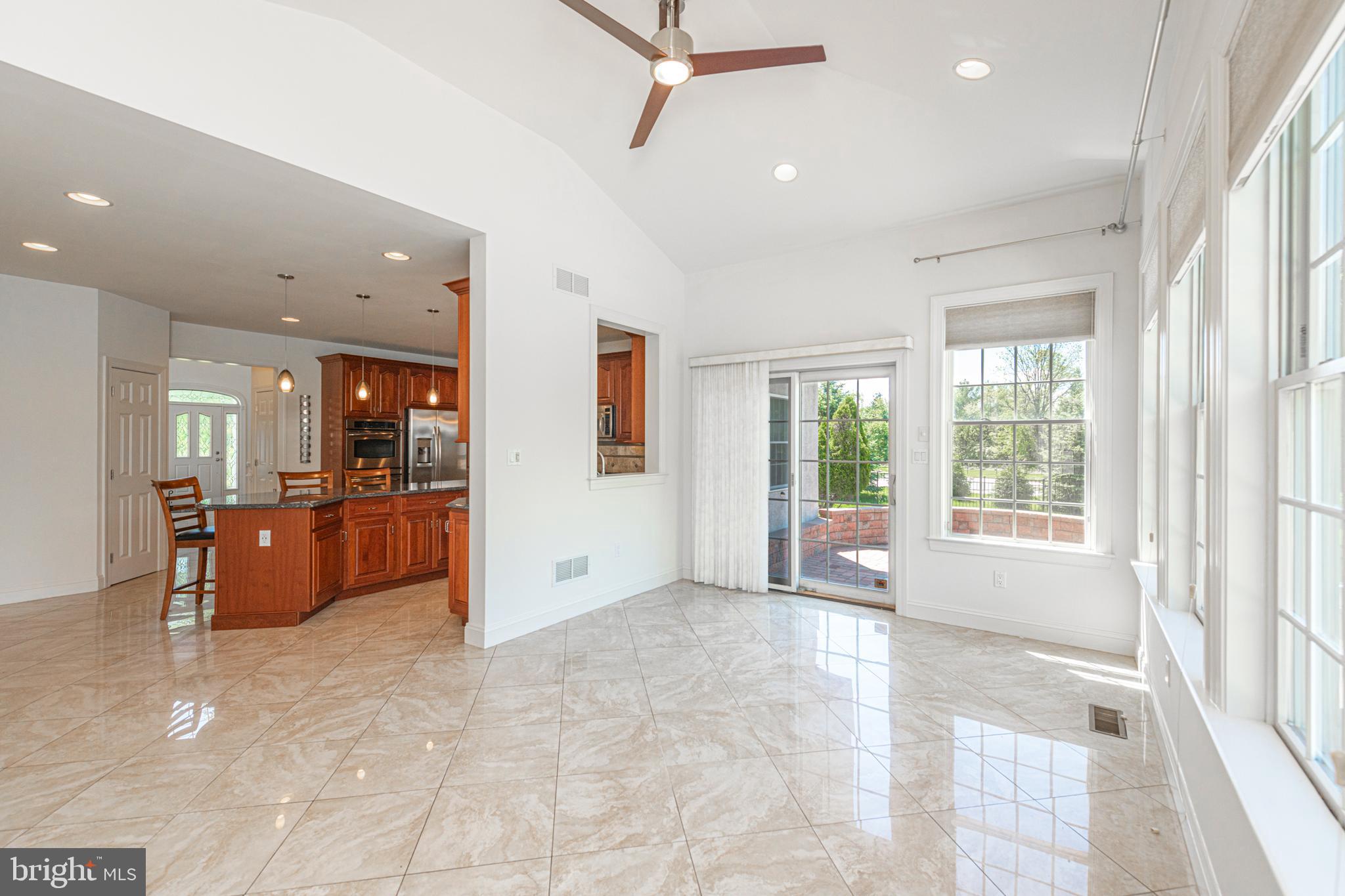 THE STABLES - Residential