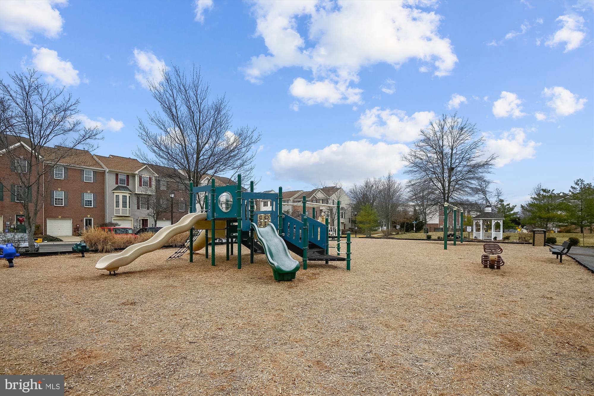 RIVER OAKS - Residential