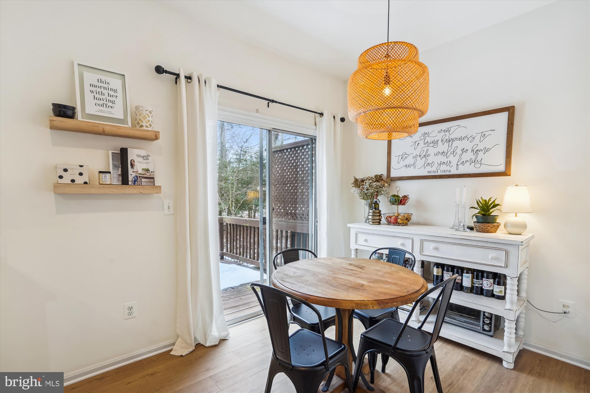 RIVER OAKS - Residential