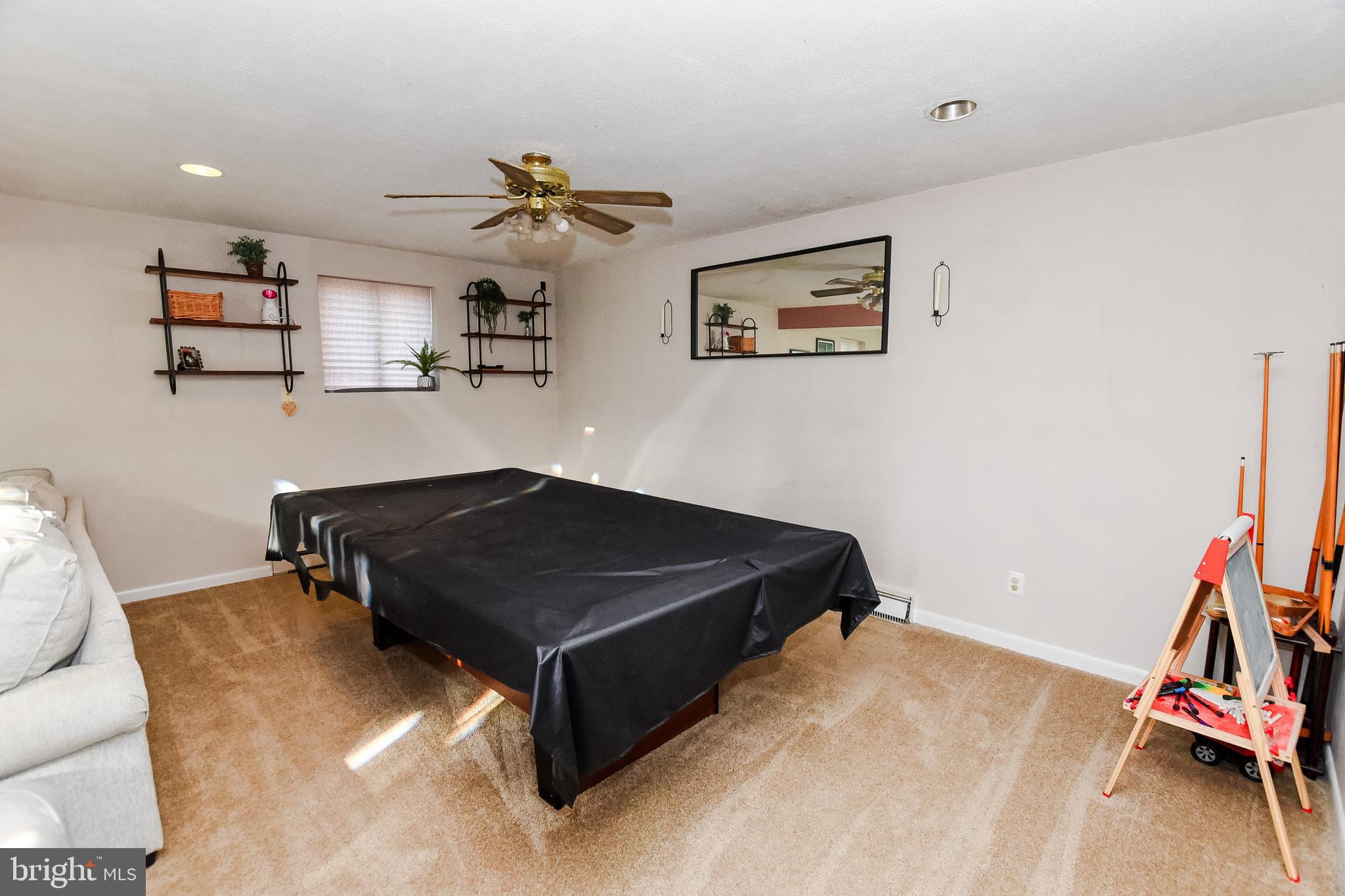 BRADDOCK MANOR - Residential